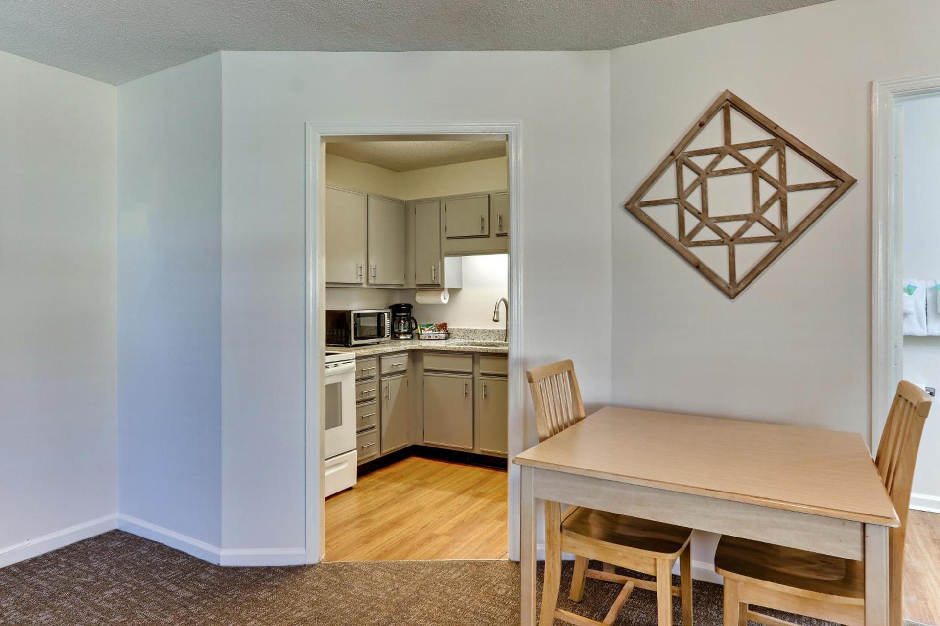Mariners Suites - Kingsland photo 9