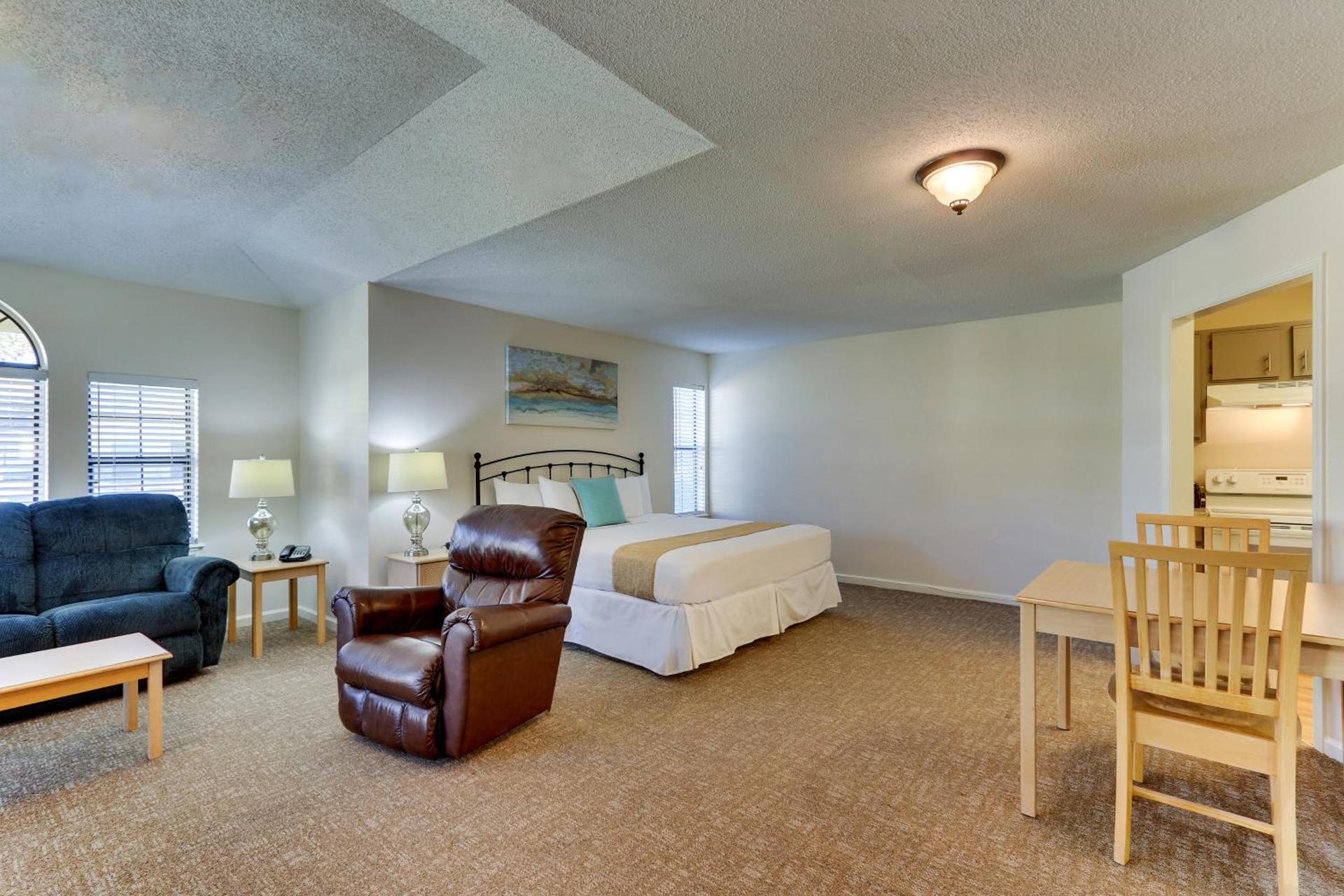 Mariners Suites - Kingsland photo 15