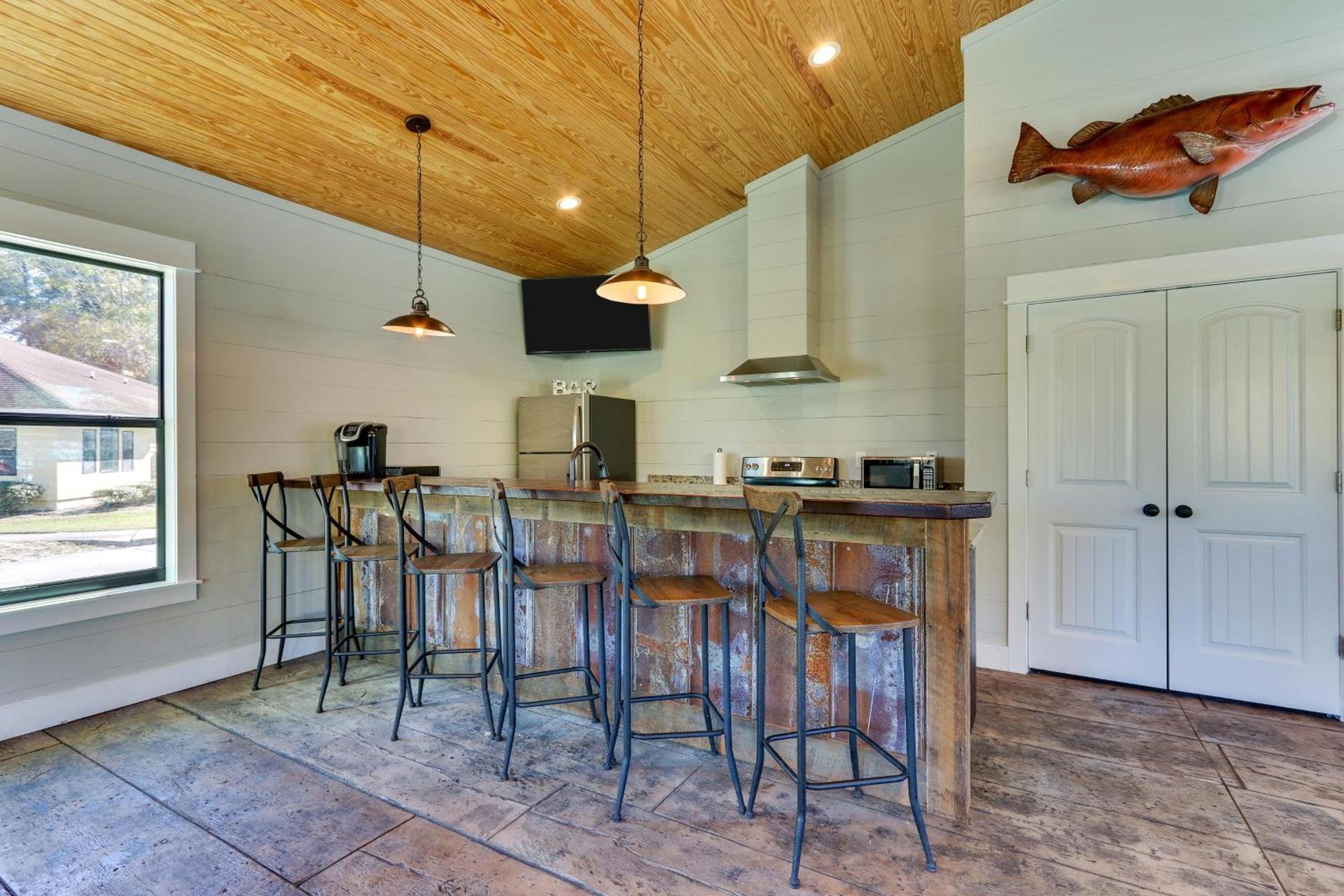 Mariners Suites - Kingsland photo 32
