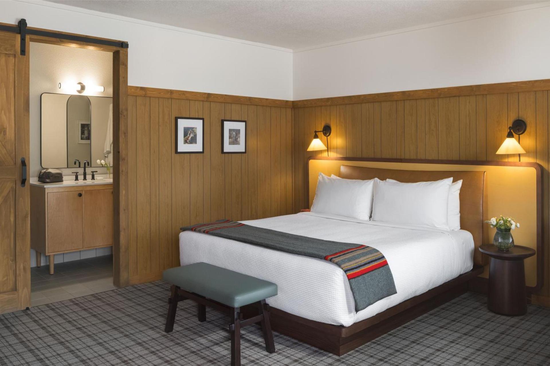 The Virginian Lodge, an Outbound Hotel photo 6
