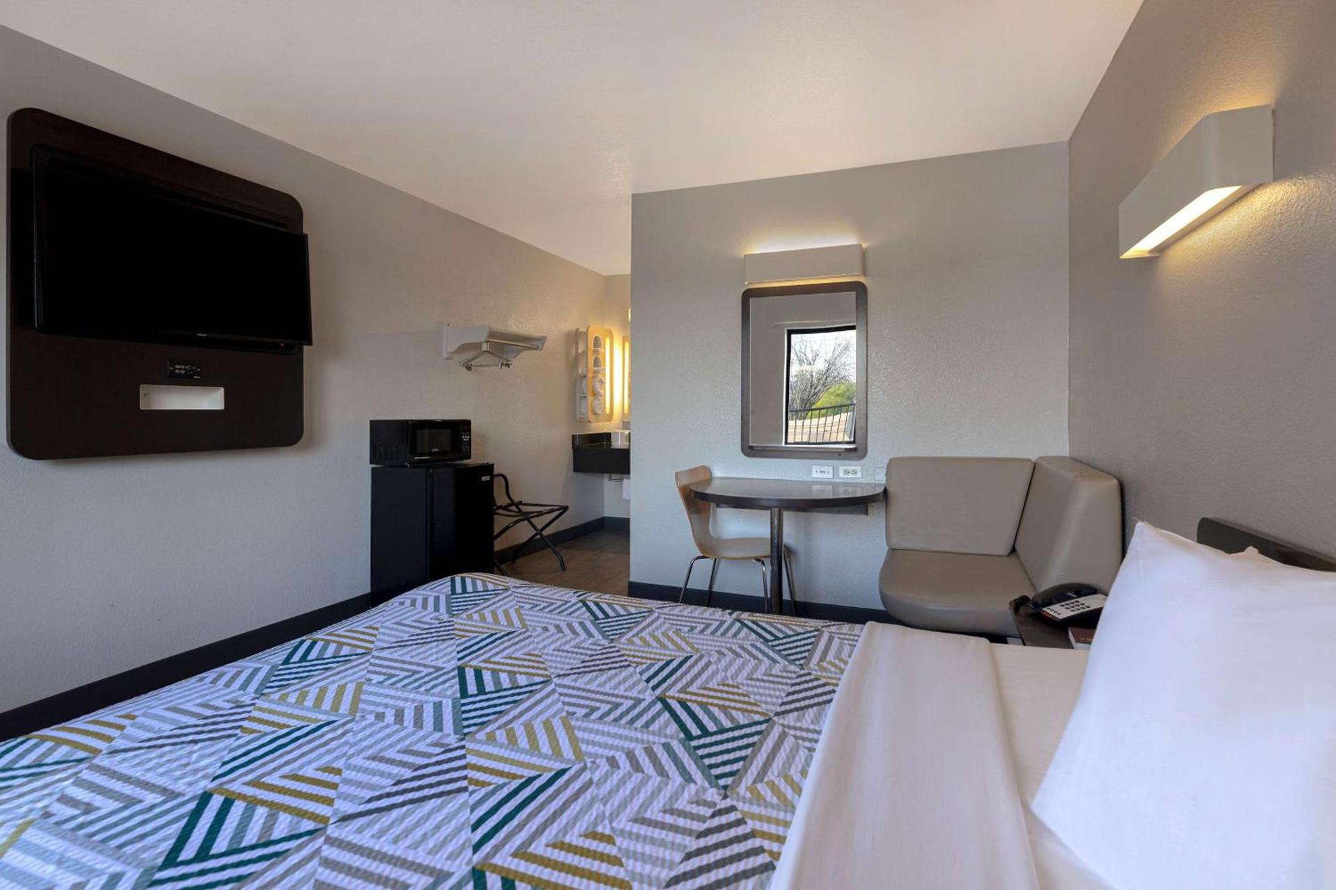 Motel 6-San Antonio, TX - West SeaWorld photo 11