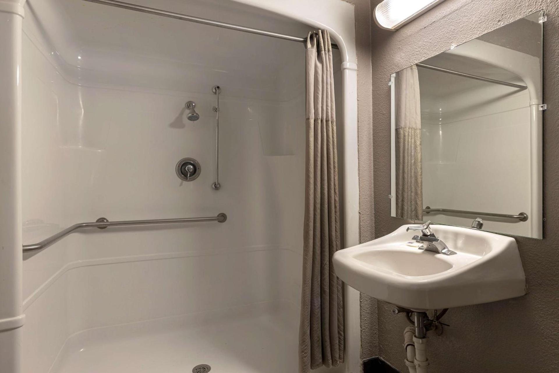 Motel 6-San Antonio, TX - West SeaWorld photo 16