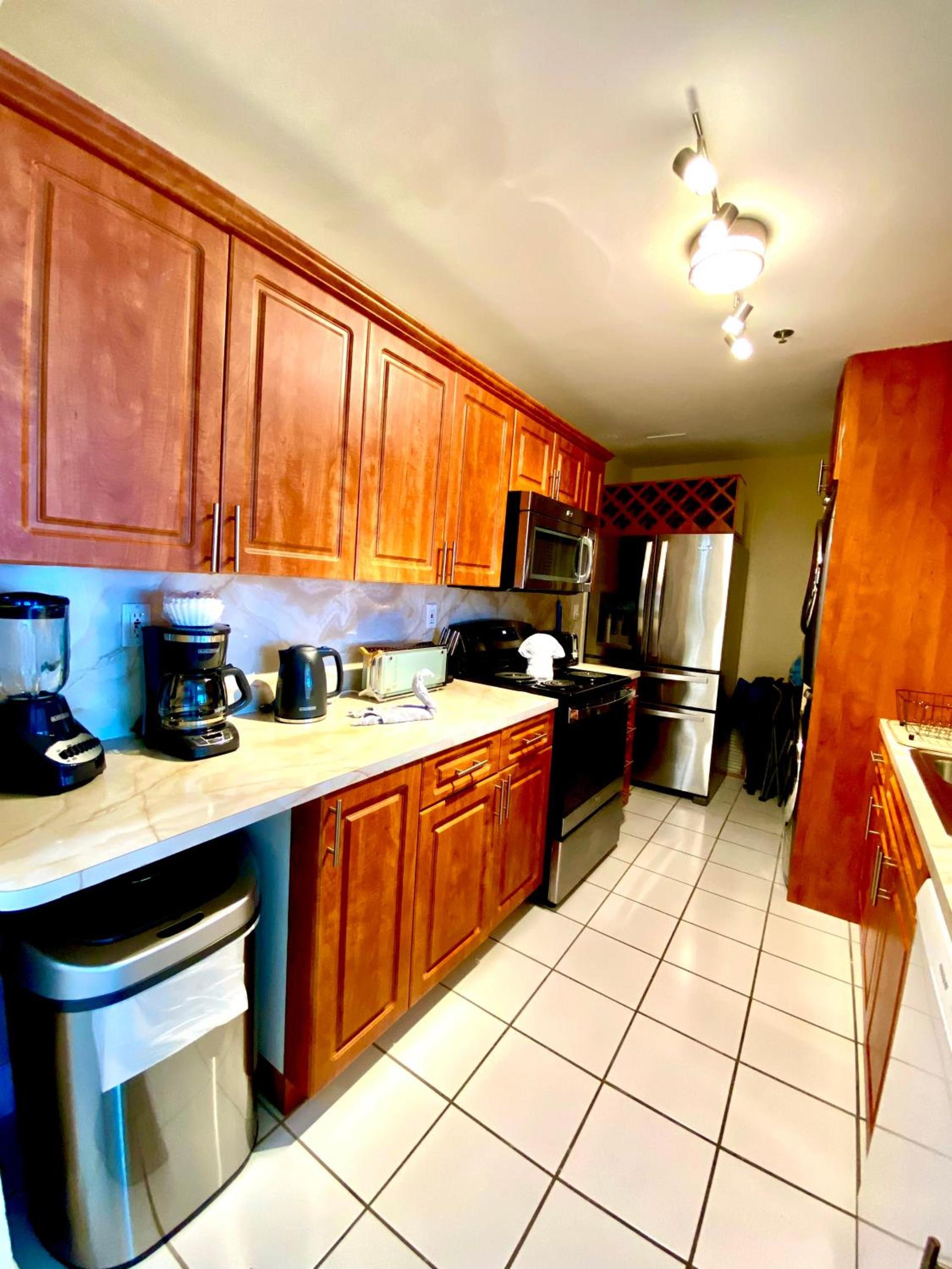 Castle Beach Resort Condo - Panoramic Large Penthouse or Deluxe 1 BR Direct Ocean View and beach access- Updated-Free parking- photo 12