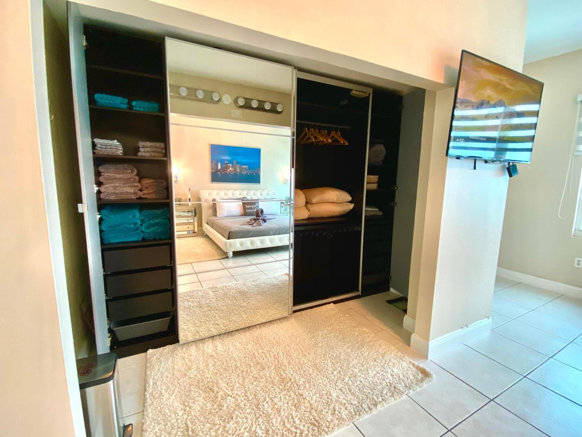 Castle Beach Resort Condo - Panoramic Large Penthouse or Deluxe 1 BR Direct Ocean View and beach access- Updated-Free parking- photo 48