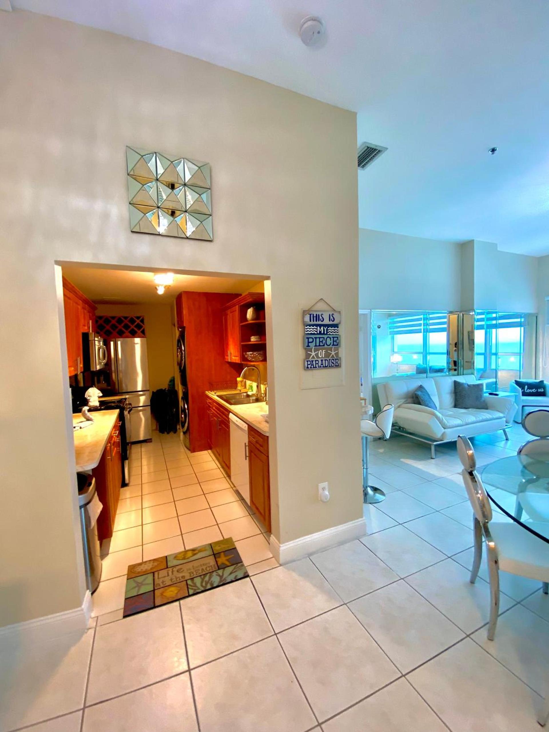 Castle Beach Resort Condo - Panoramic Large Penthouse or Deluxe 1 BR Direct Ocean View and beach access- Updated-Free parking- photo 10