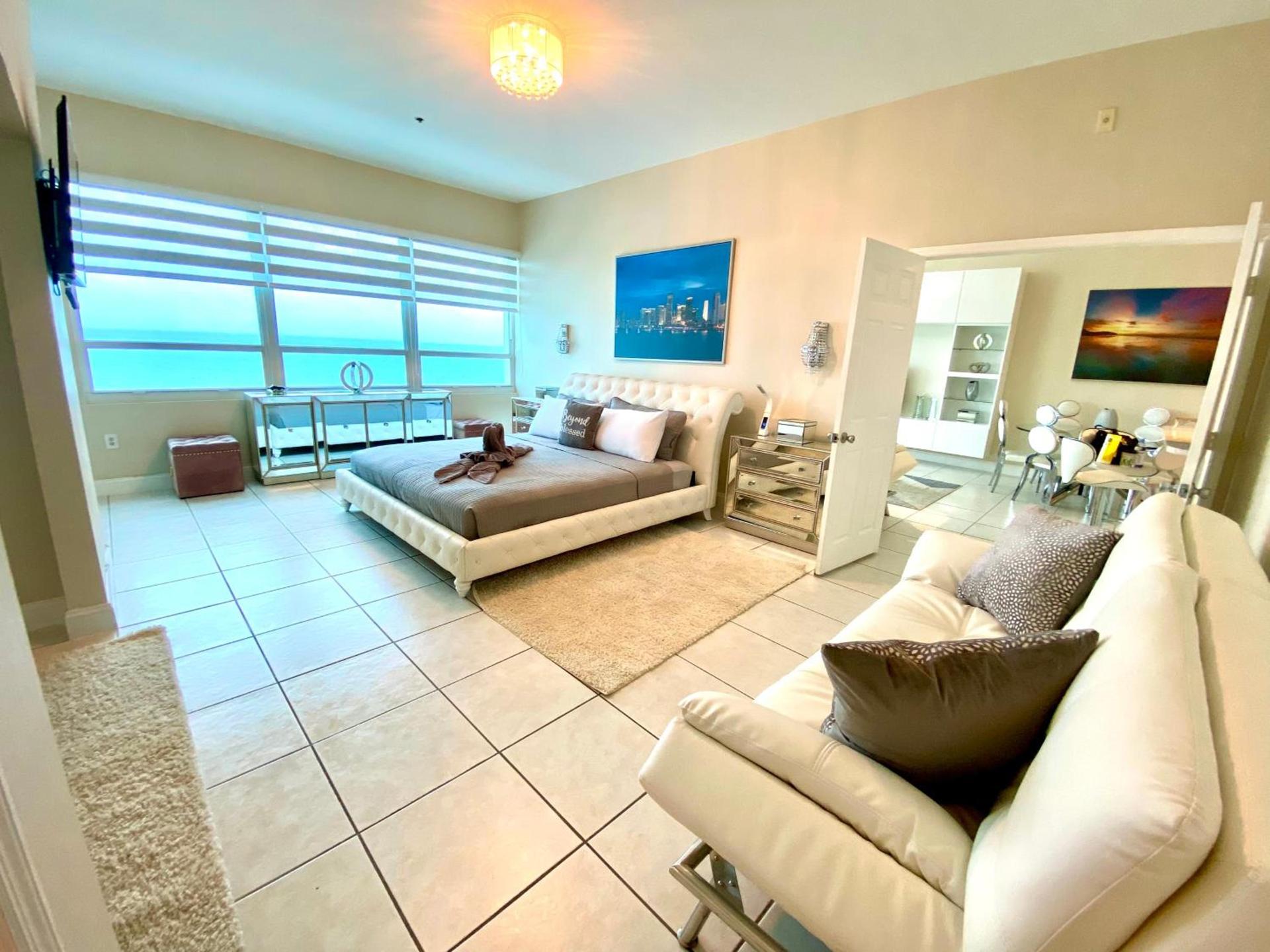 Castle Beach Resort Condo - Panoramic Large Penthouse or Deluxe 1 BR Direct Ocean View and beach access- Updated-Free parking- photo 41