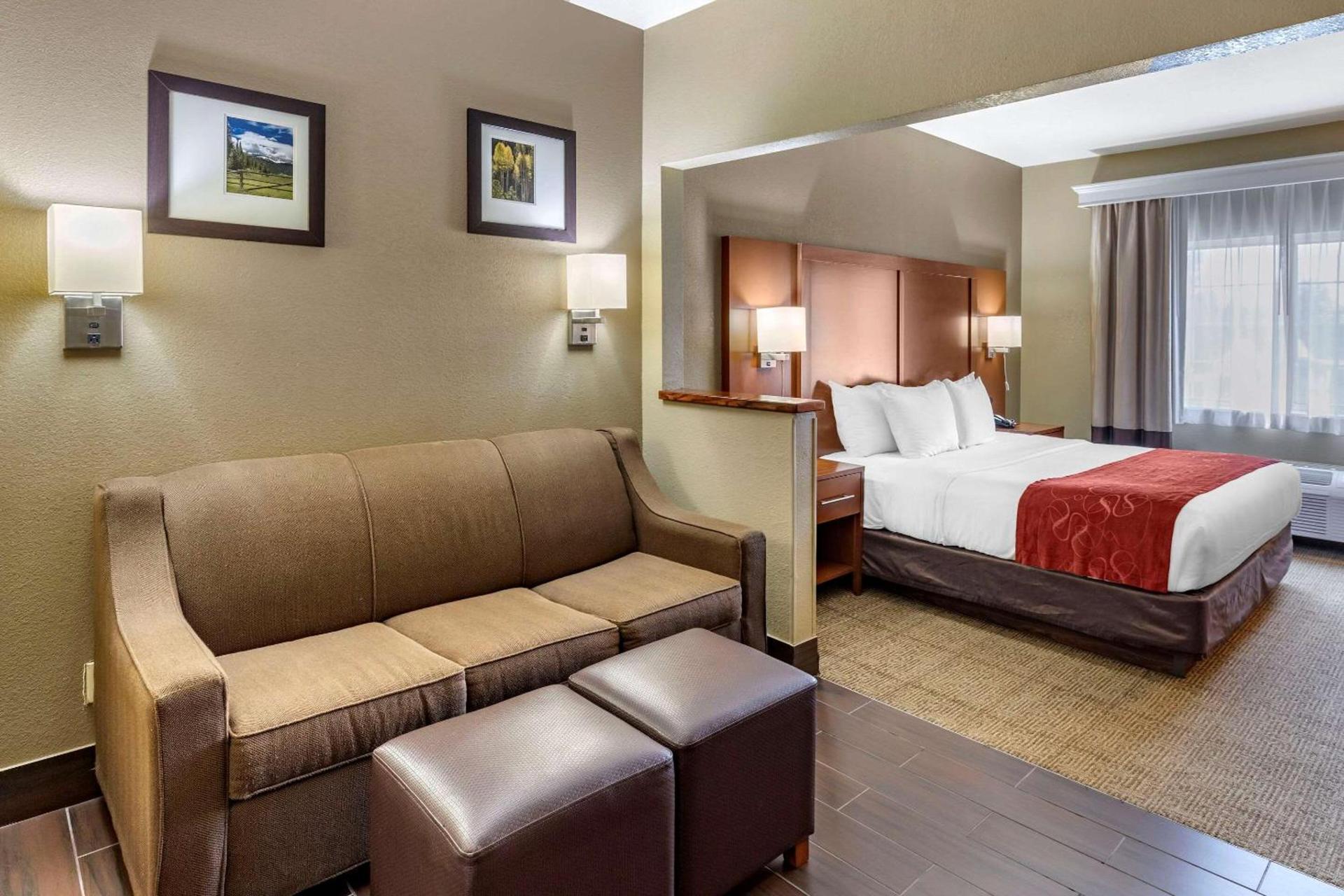 Comfort Suites Fort Collins Near University photo 10