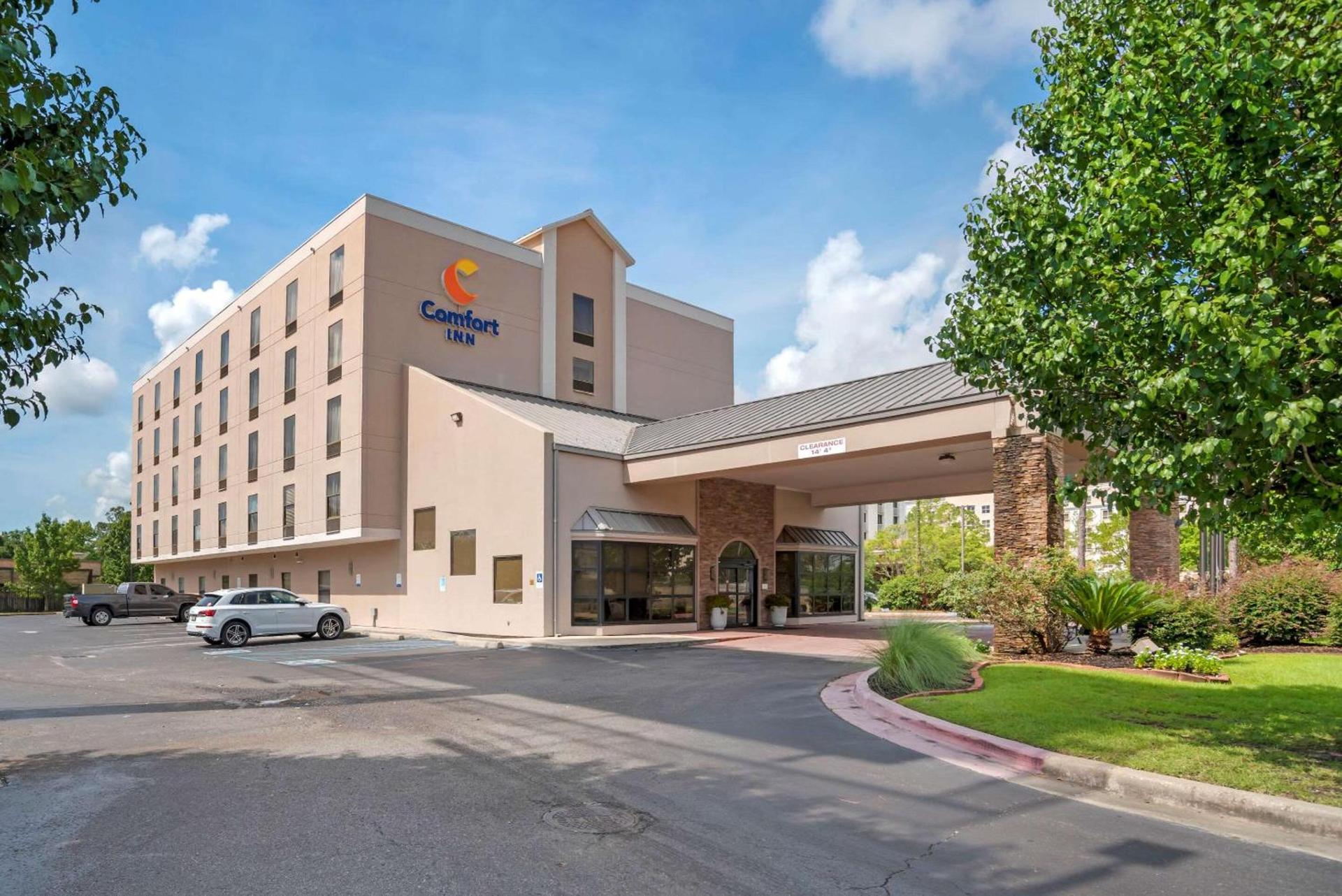 Comfort Inn University Area photo 1