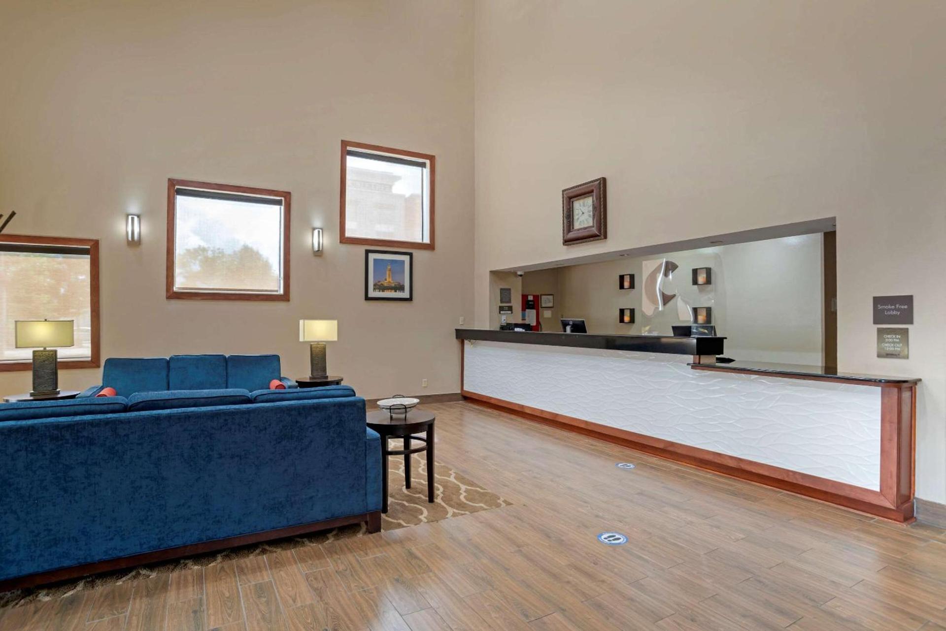 Comfort Inn University Area photo 6