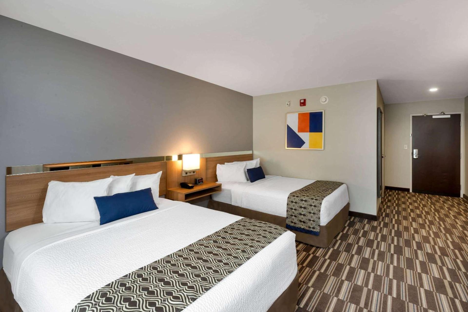 Microtel Inn & Suites by Wyndham Warsaw photo 14