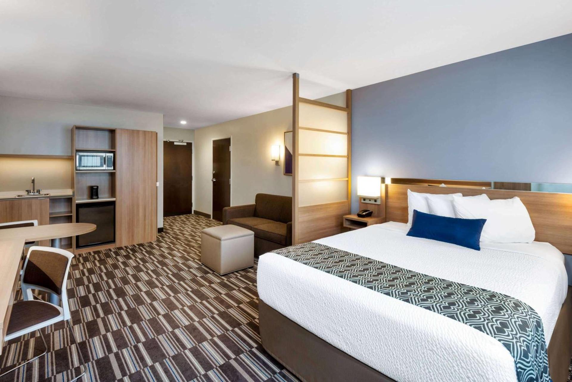 Microtel Inn & Suites by Wyndham Warsaw photo 17