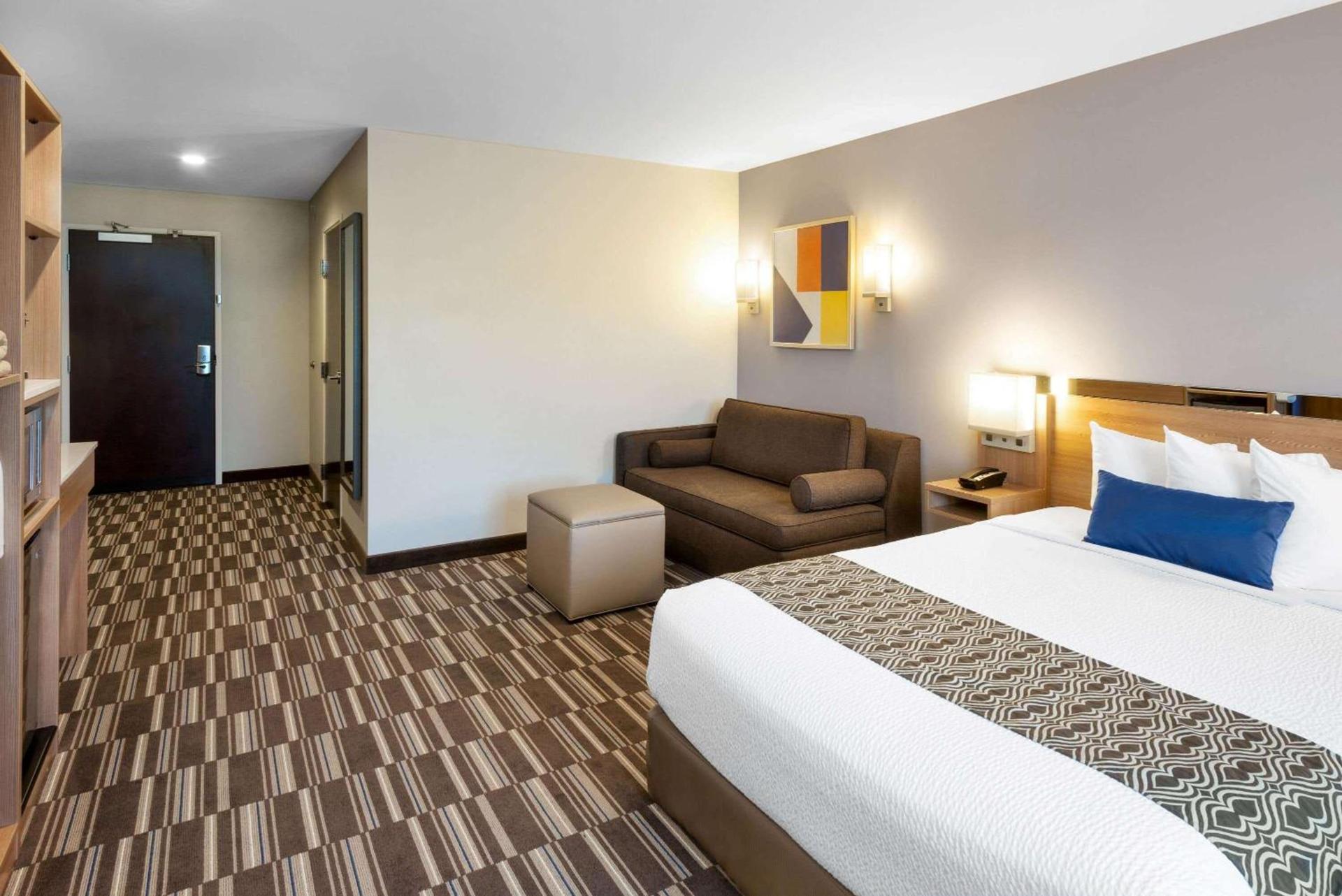 Microtel Inn & Suites by Wyndham Warsaw photo 18