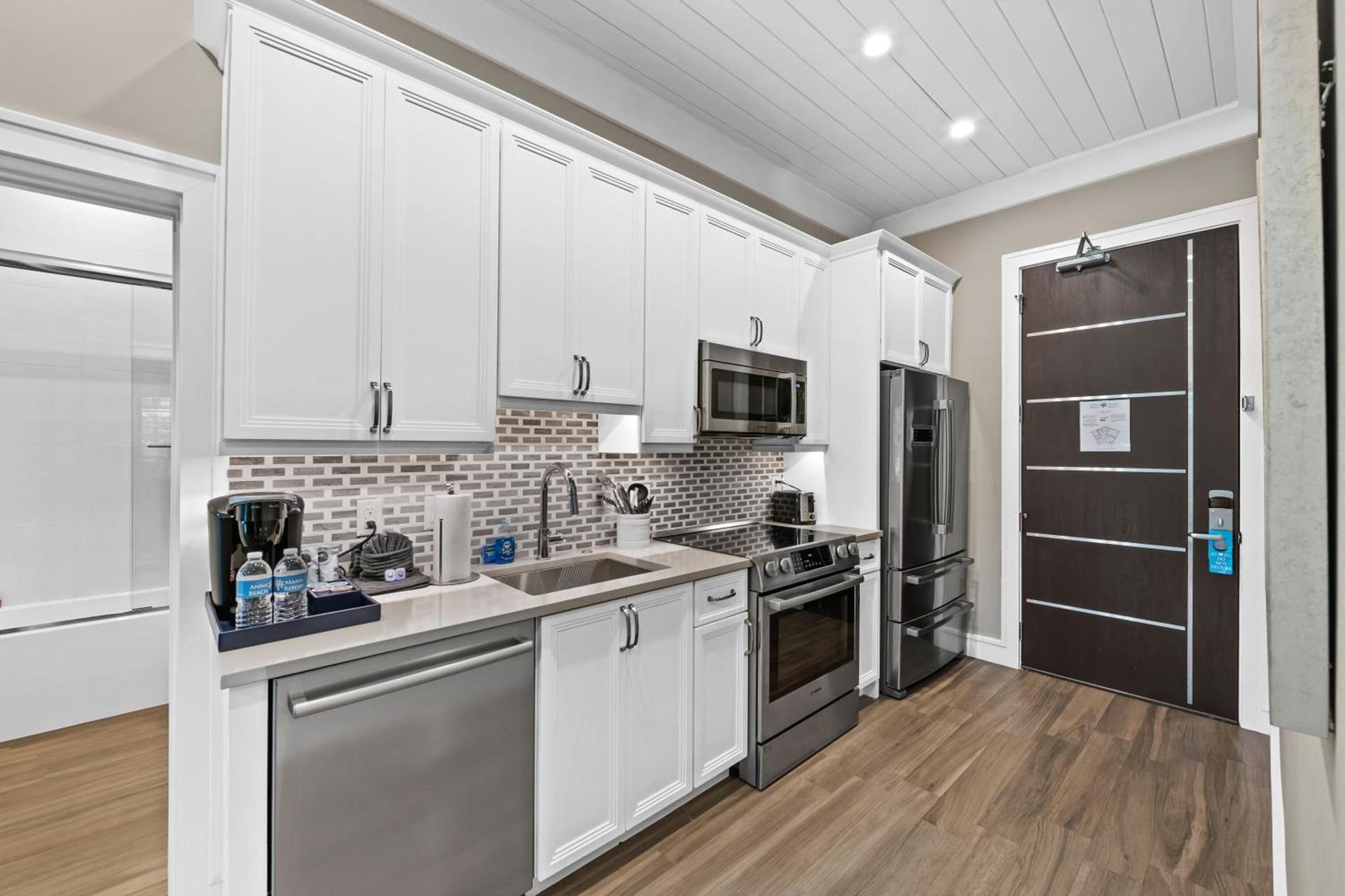 Anna Maria Beach Resort photo 42