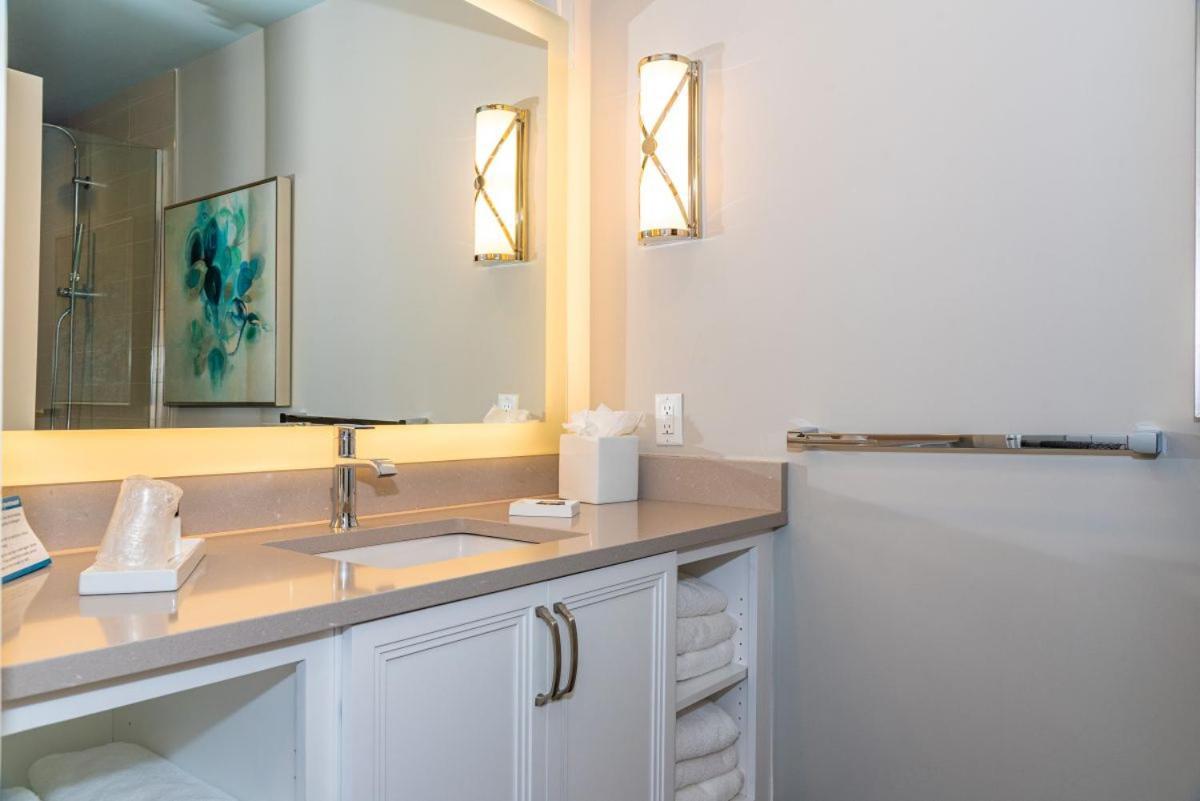 Anna Maria Beach Resort photo 56