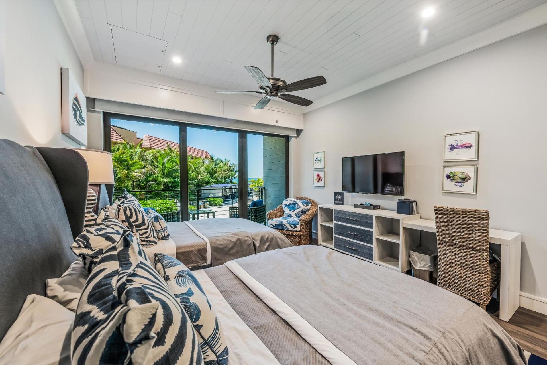 Anna Maria Beach Resort photo 86