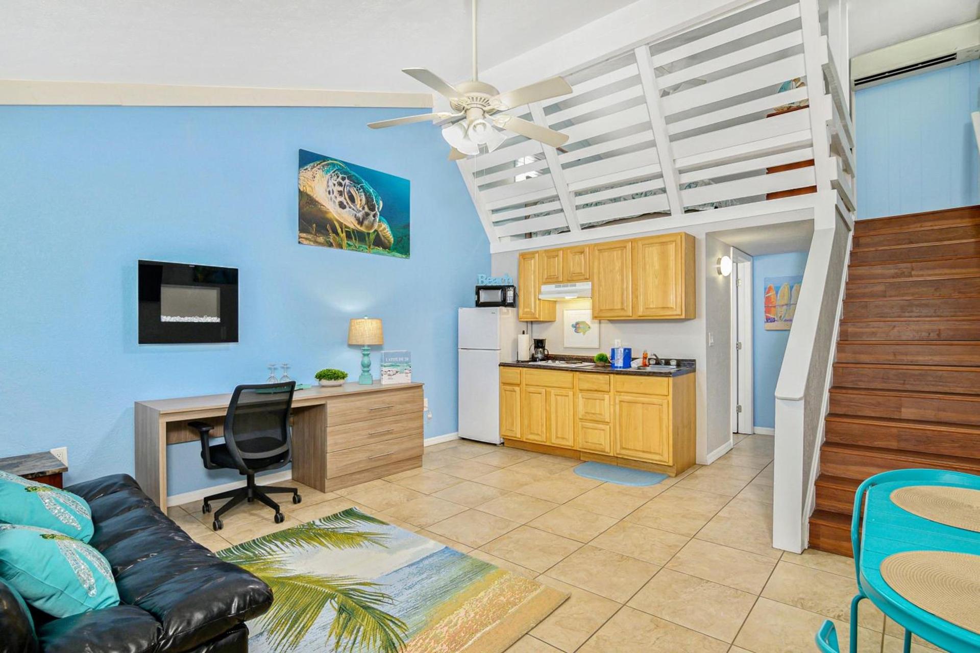 Latitude 26 Waterfront Resort and Marina photo 54