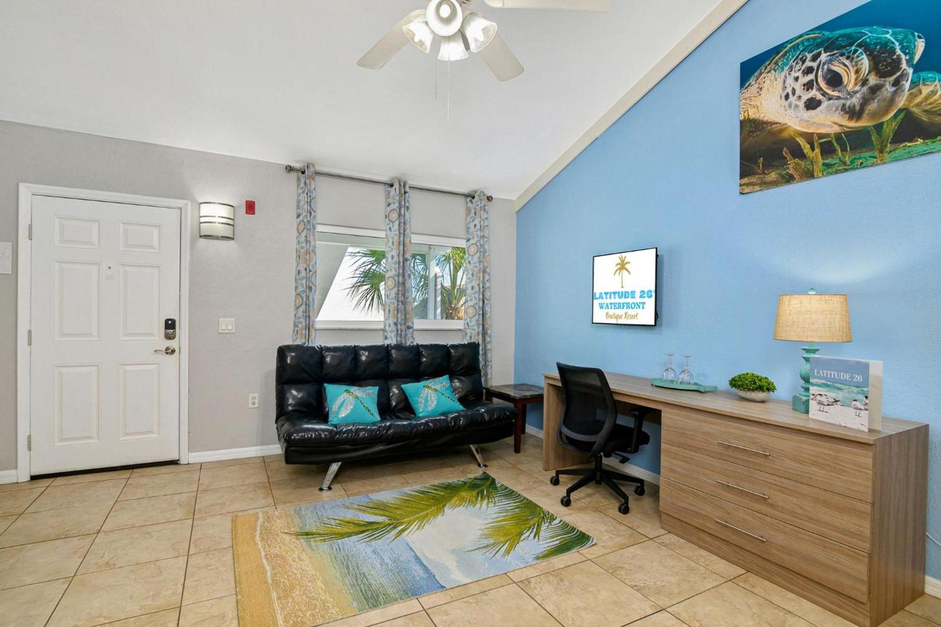 Latitude 26 Waterfront Resort and Marina photo 68
