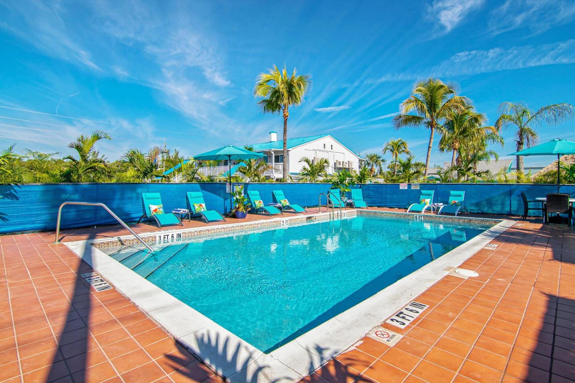 Latitude 26 Waterfront Resort and Marina photo 56