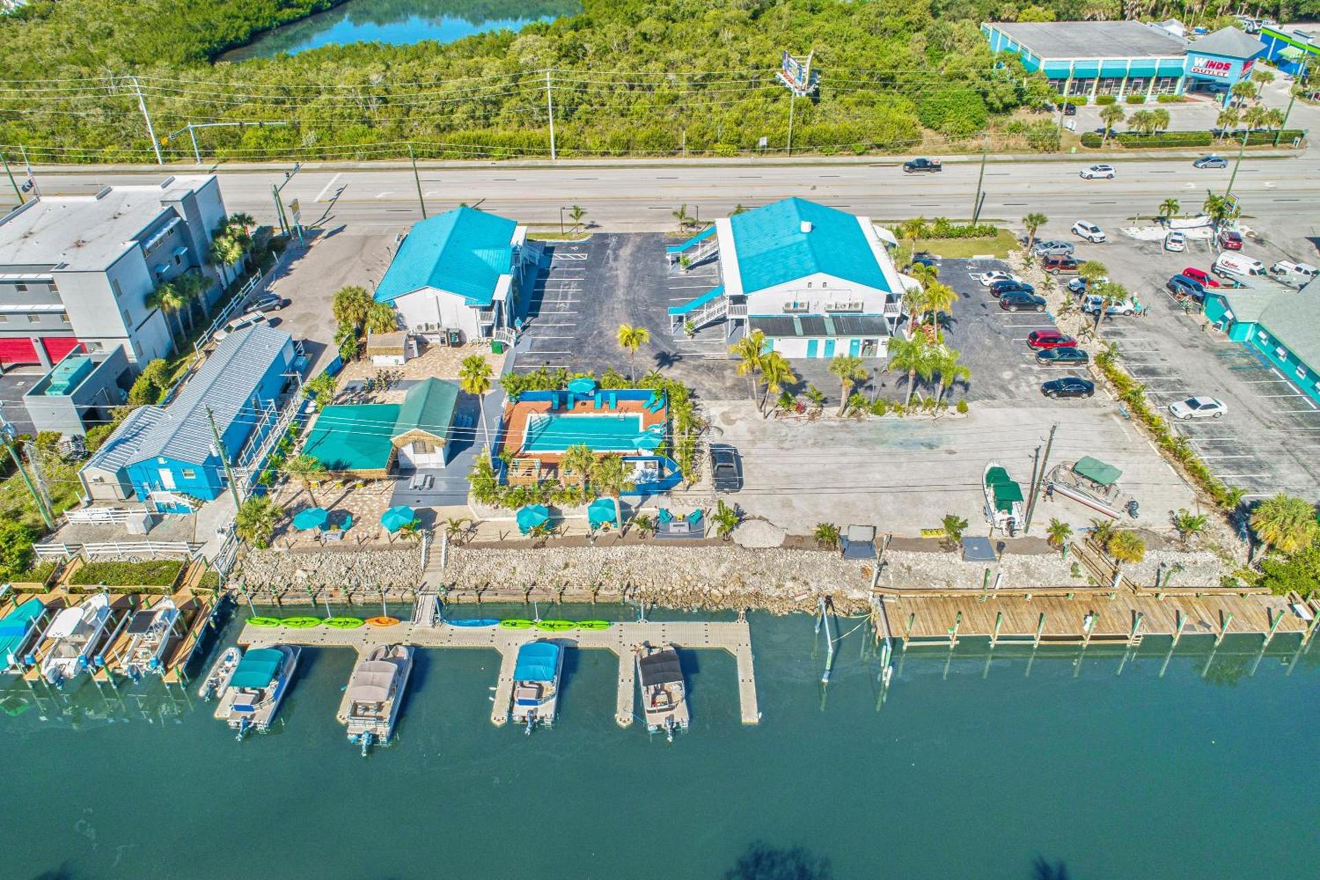 Latitude 26 Waterfront Resort and Marina photo 47