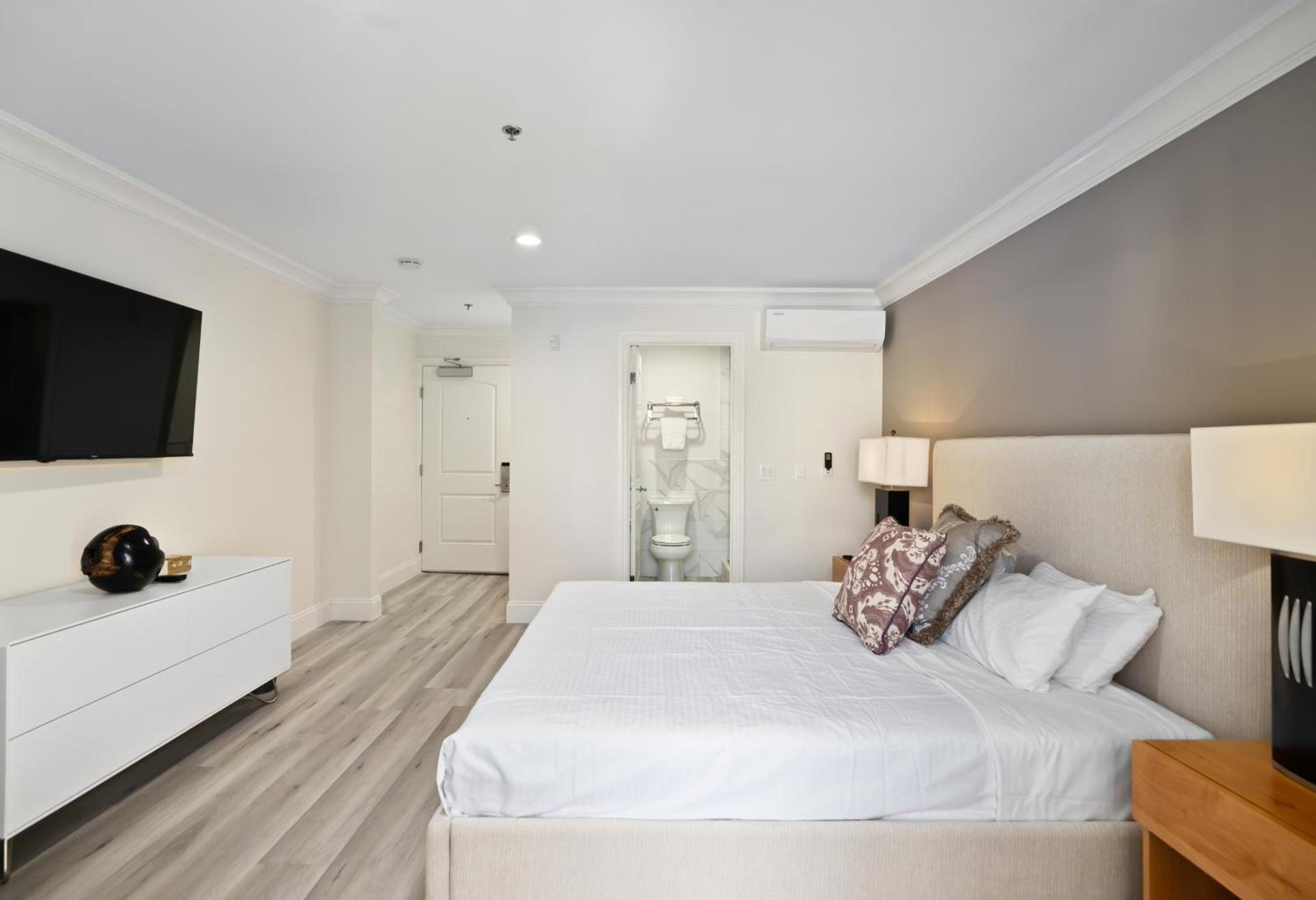 Hotel Huntington photo 55