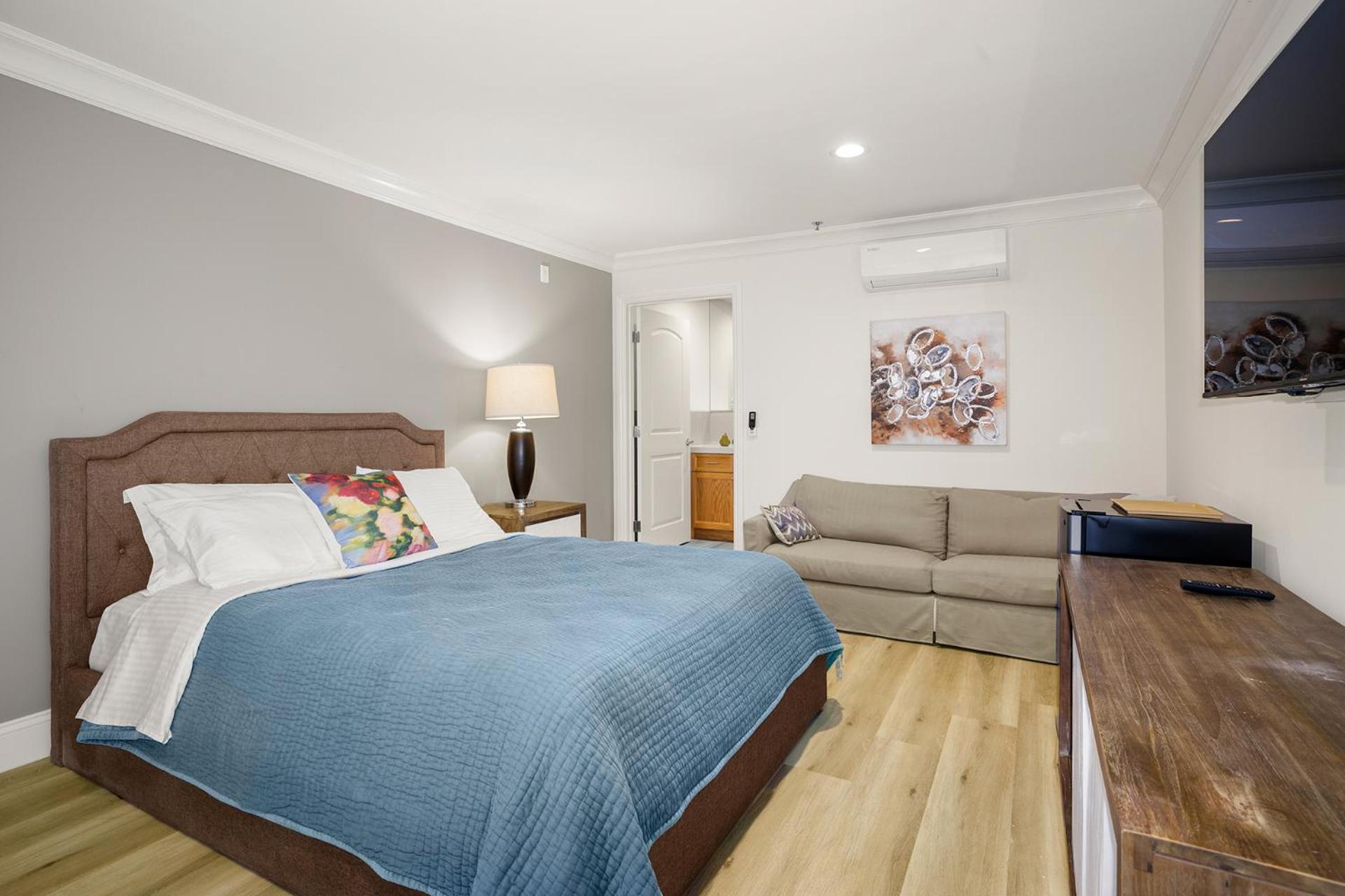 Hotel Huntington photo 72
