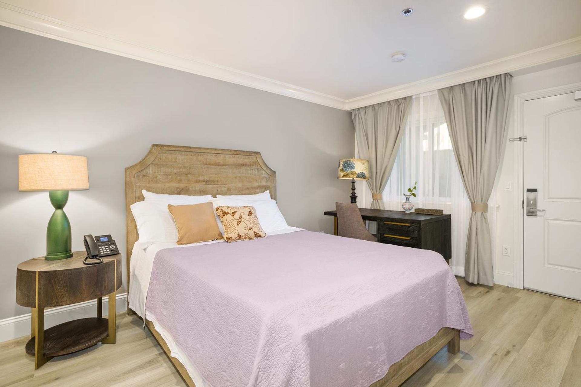 Hotel Huntington photo 63