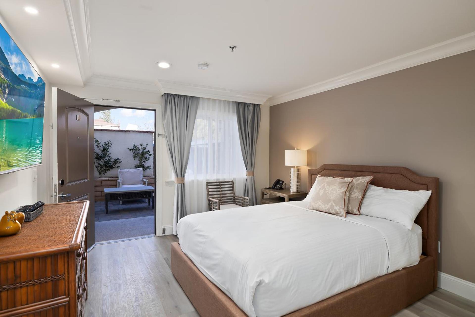 Hotel Huntington photo 74