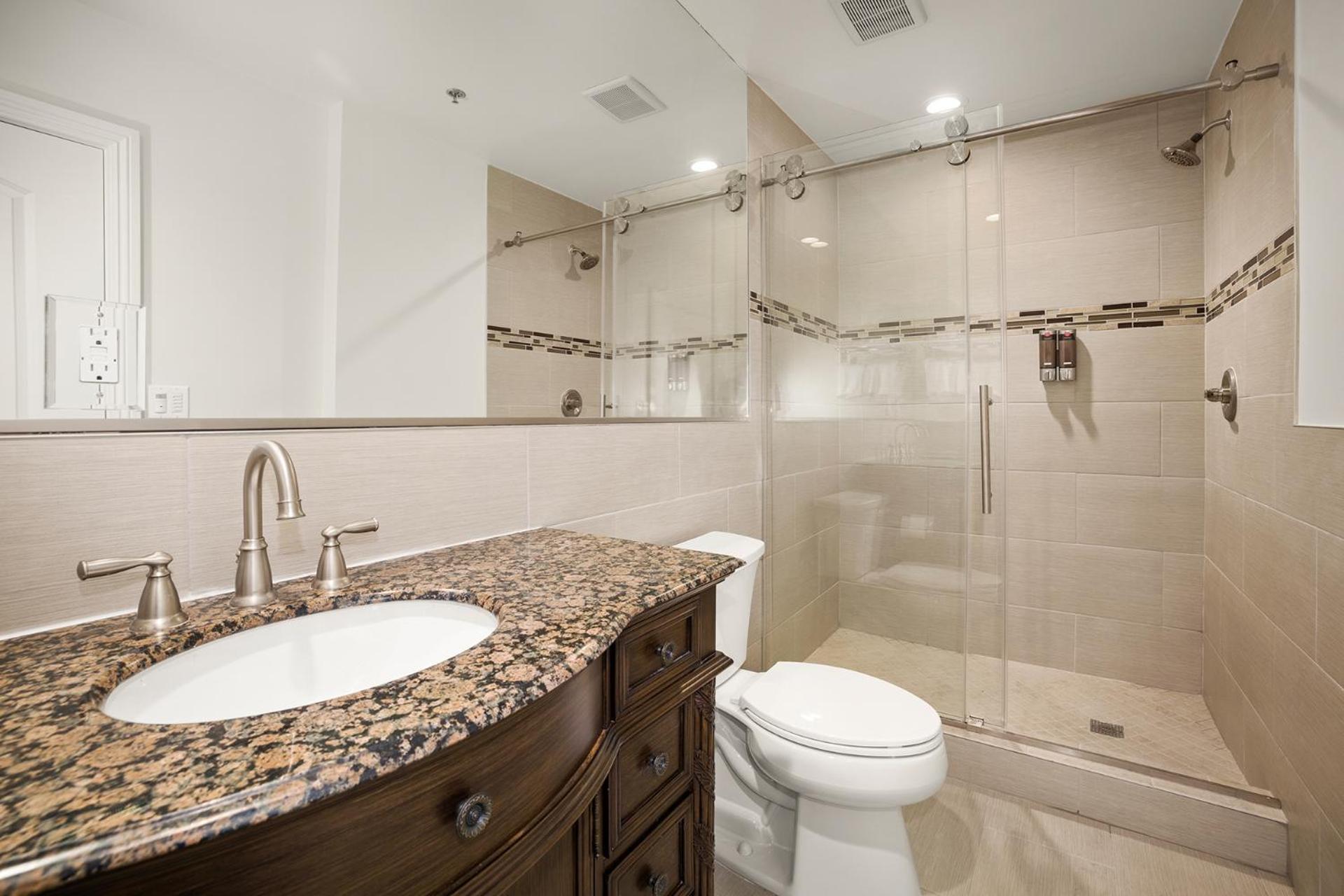 Hotel Huntington photo 89