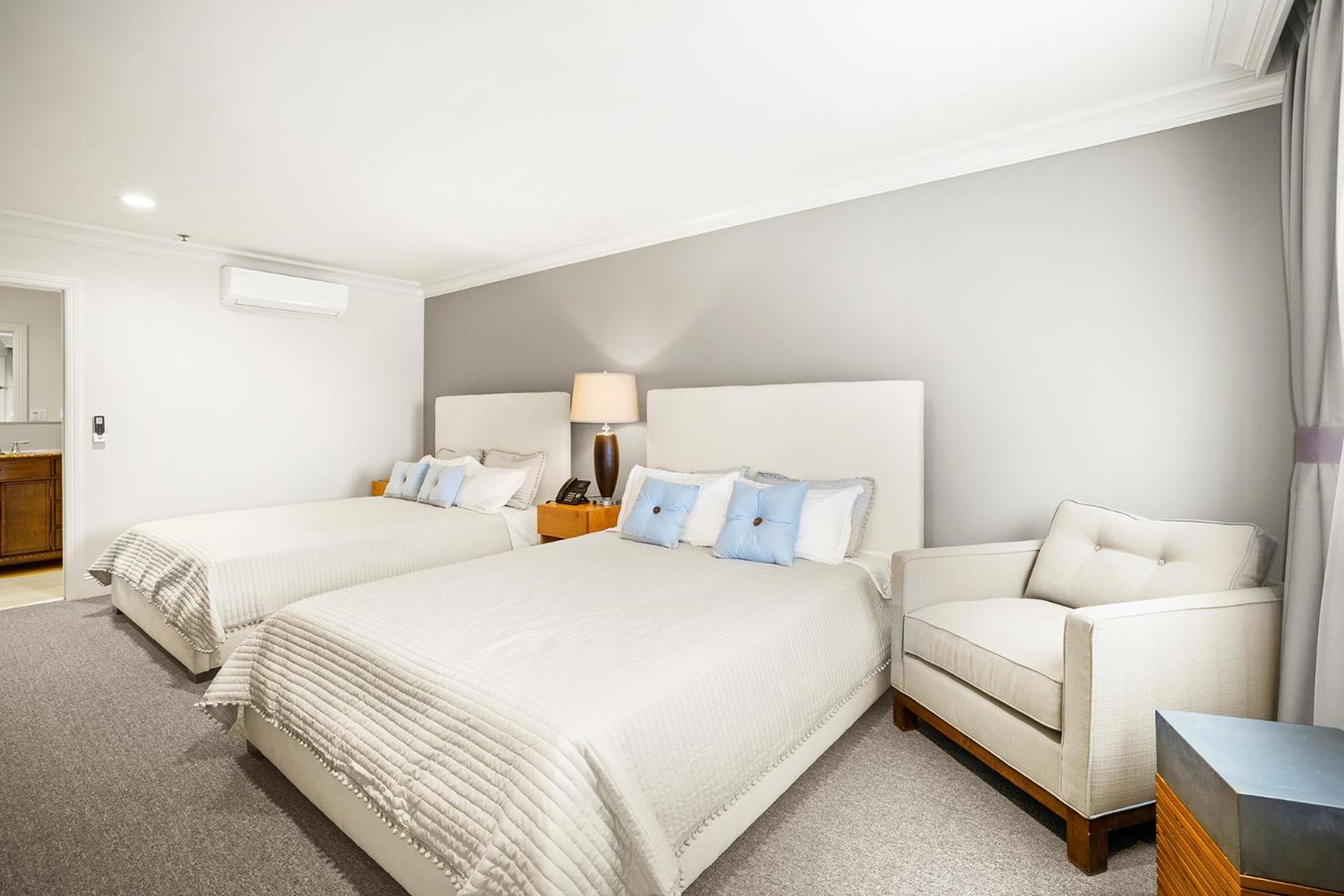 Hotel Huntington photo 88