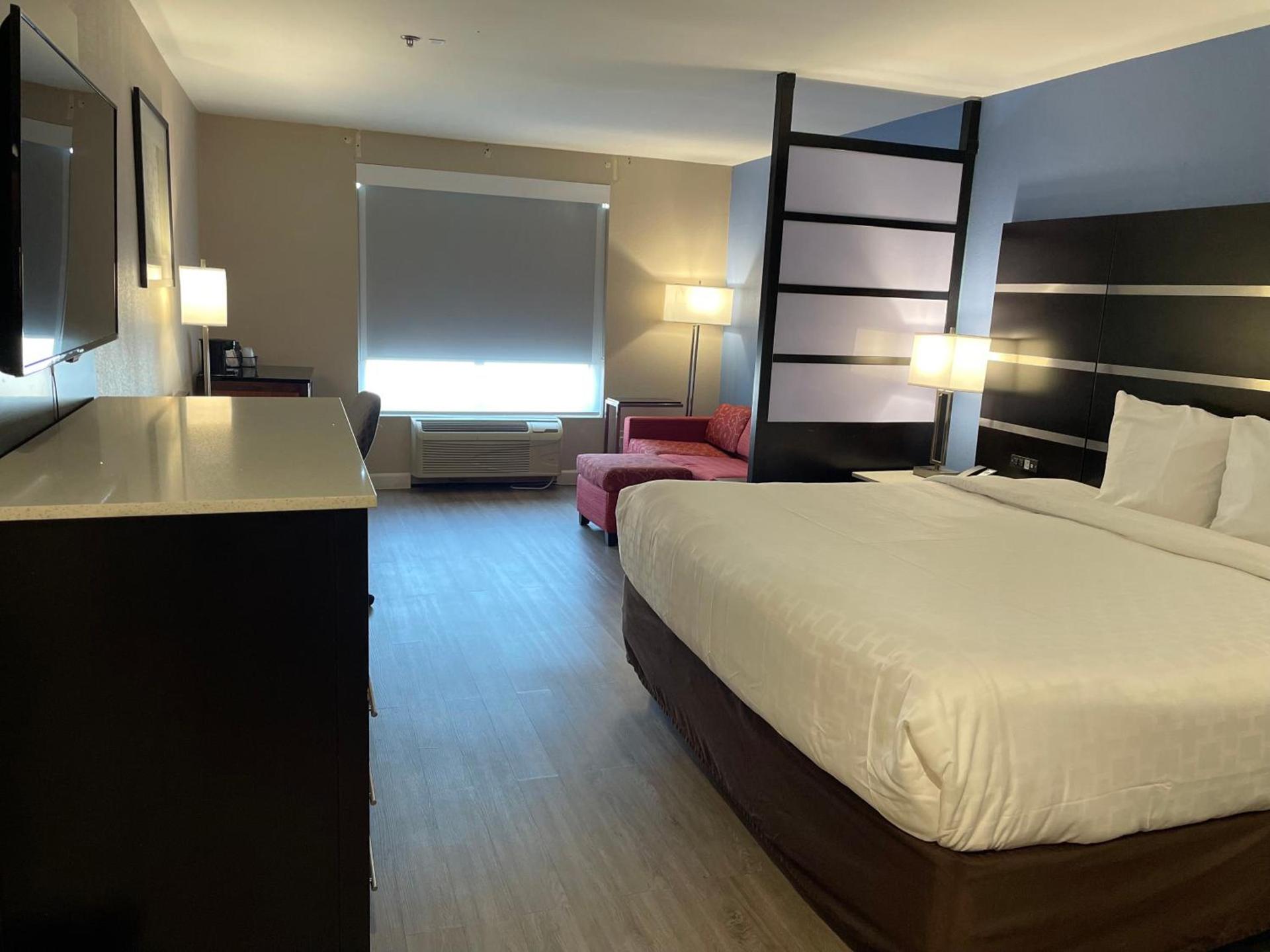 Clarion Pointe Atlanta Airport College Park photo 45