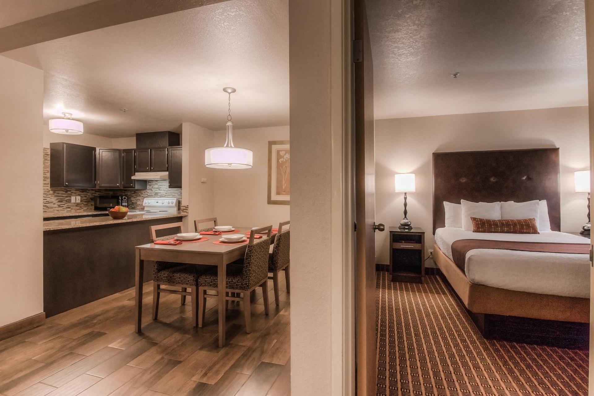 Best Western Plus Yakima Hotel photo 70
