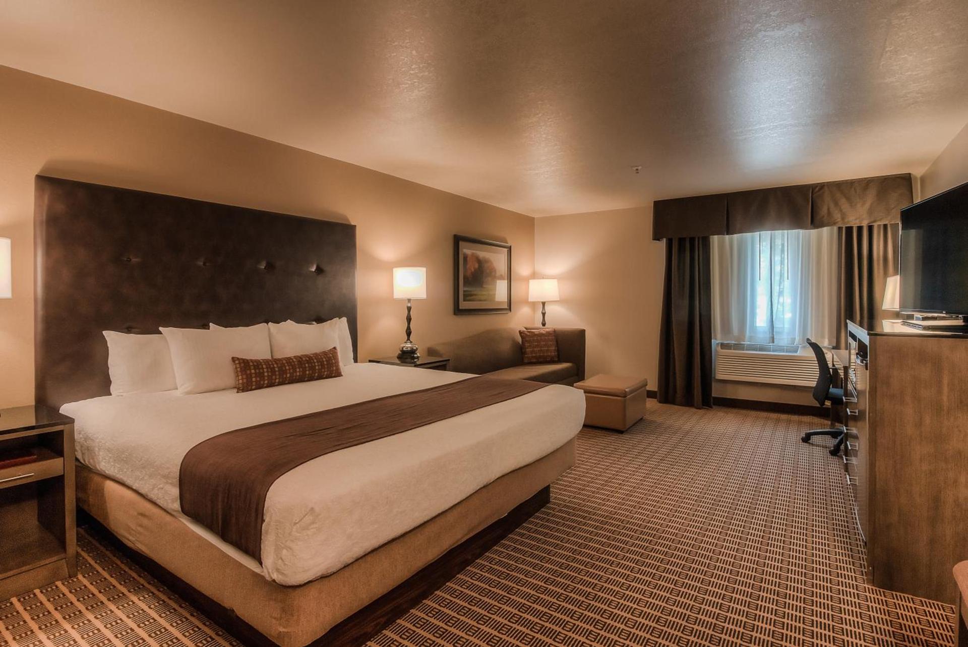 Best Western Plus Yakima Hotel photo 78