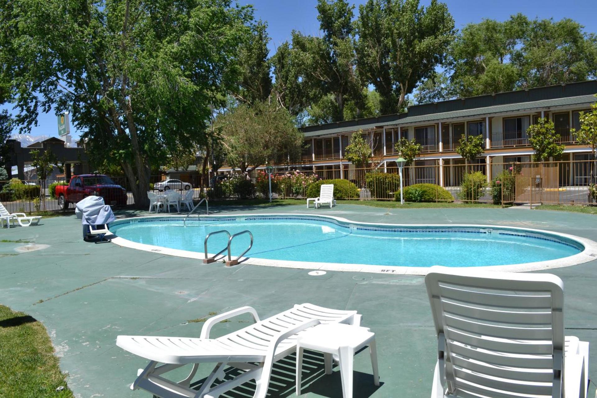 Vagabond Inn Bishop photo 2