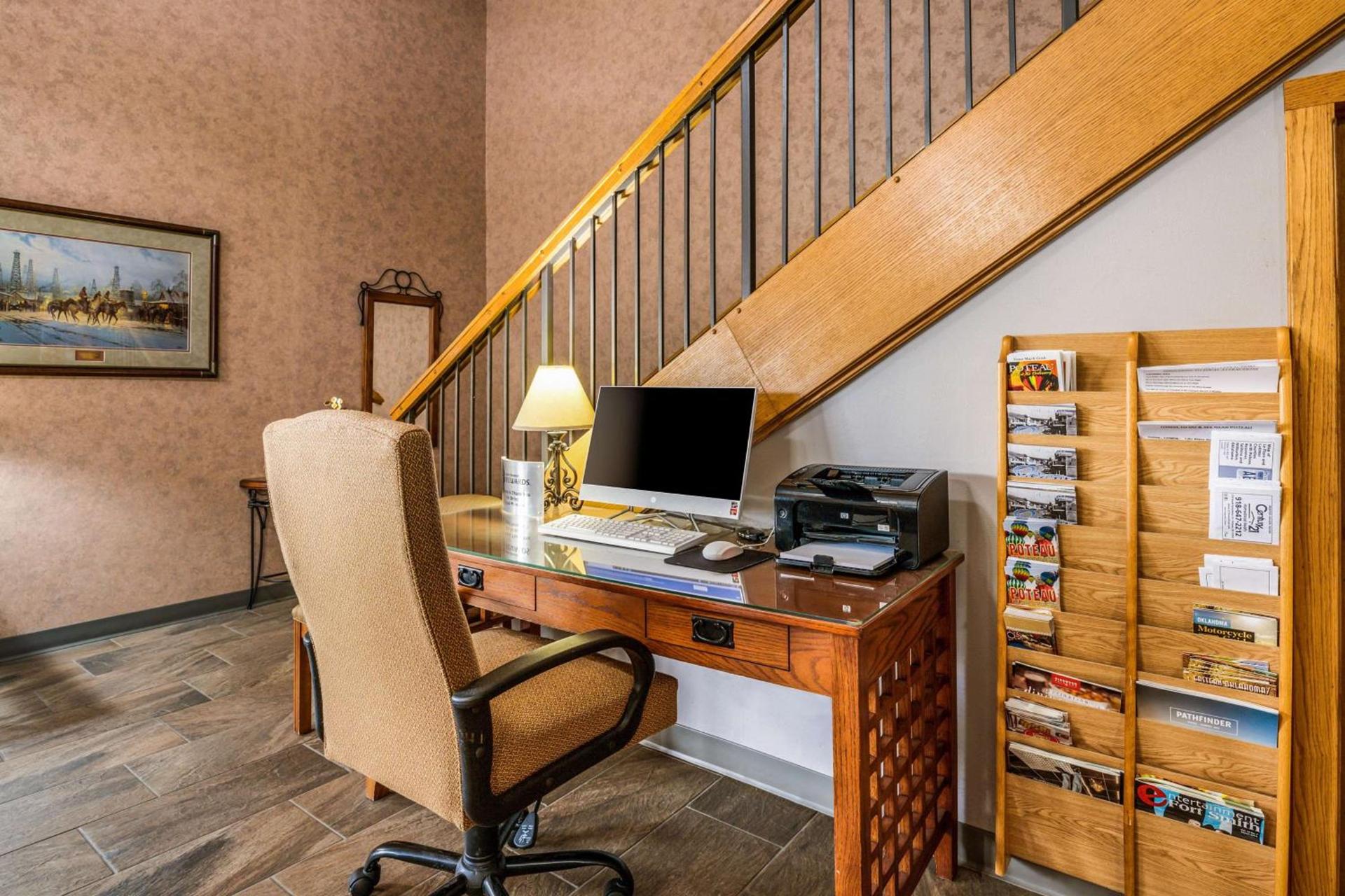 SureStay Plus Hotel by Best Western Poteau photo 7