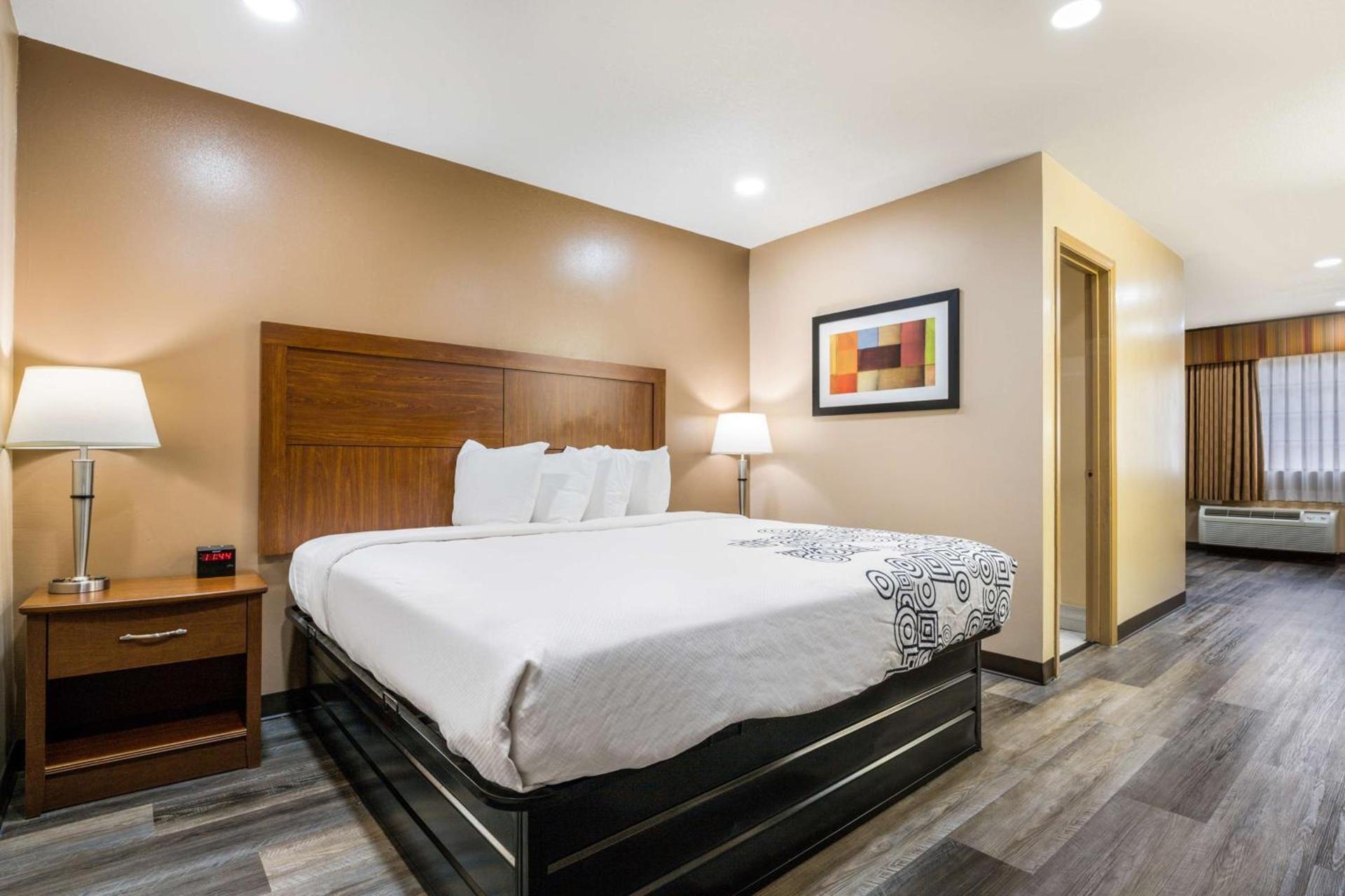 SureStay Plus Hotel by Best Western Poteau photo 9