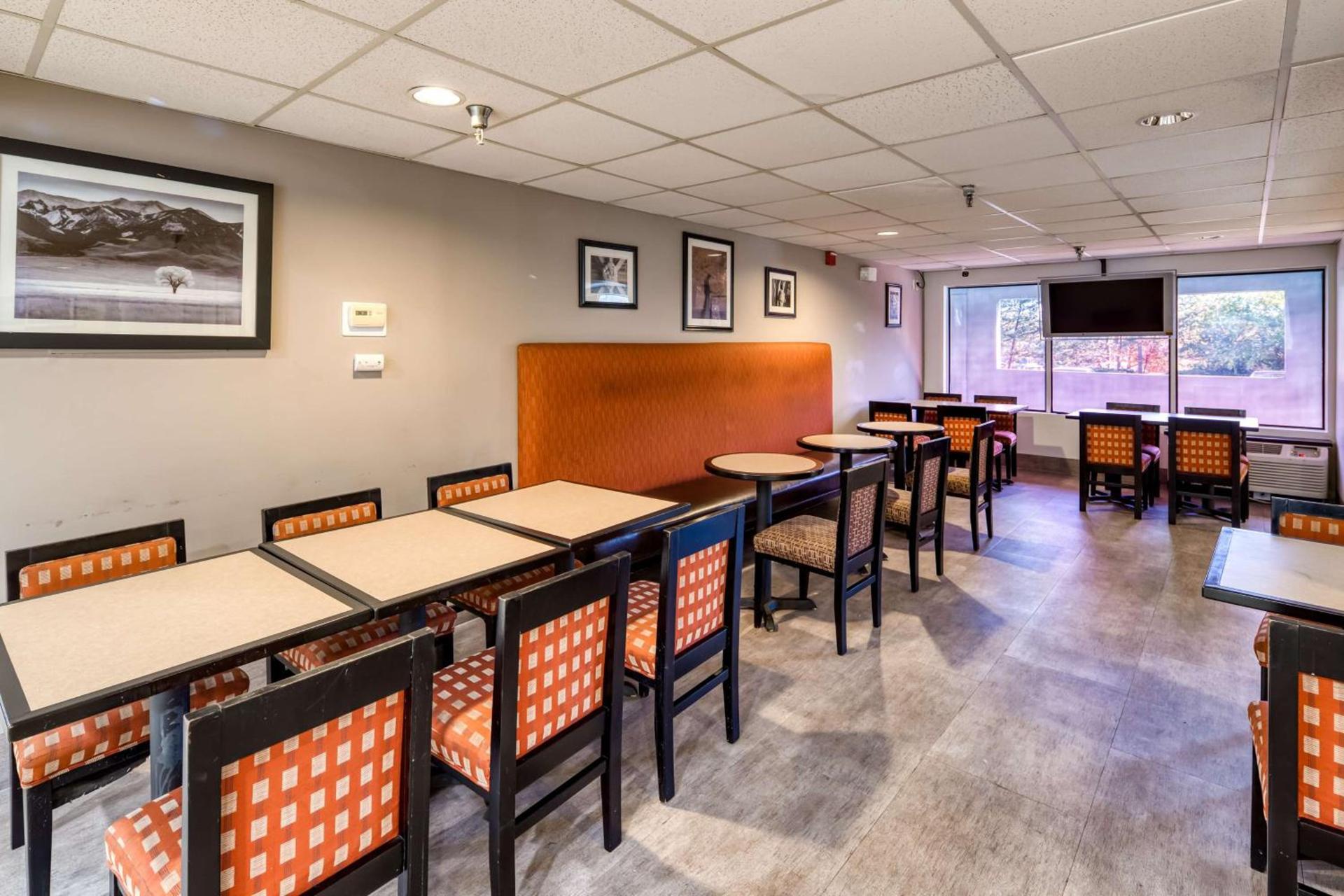 SureStay Plus Hotel by Best Western Durham Medical Center photo 5