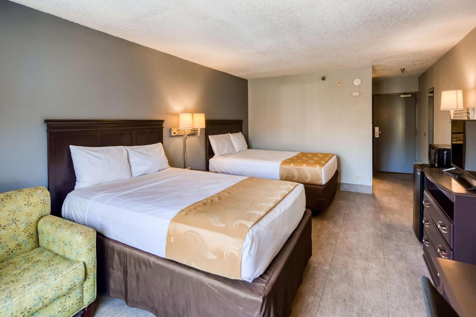 SureStay Plus Hotel by Best Western Durham Medical Center photo 12