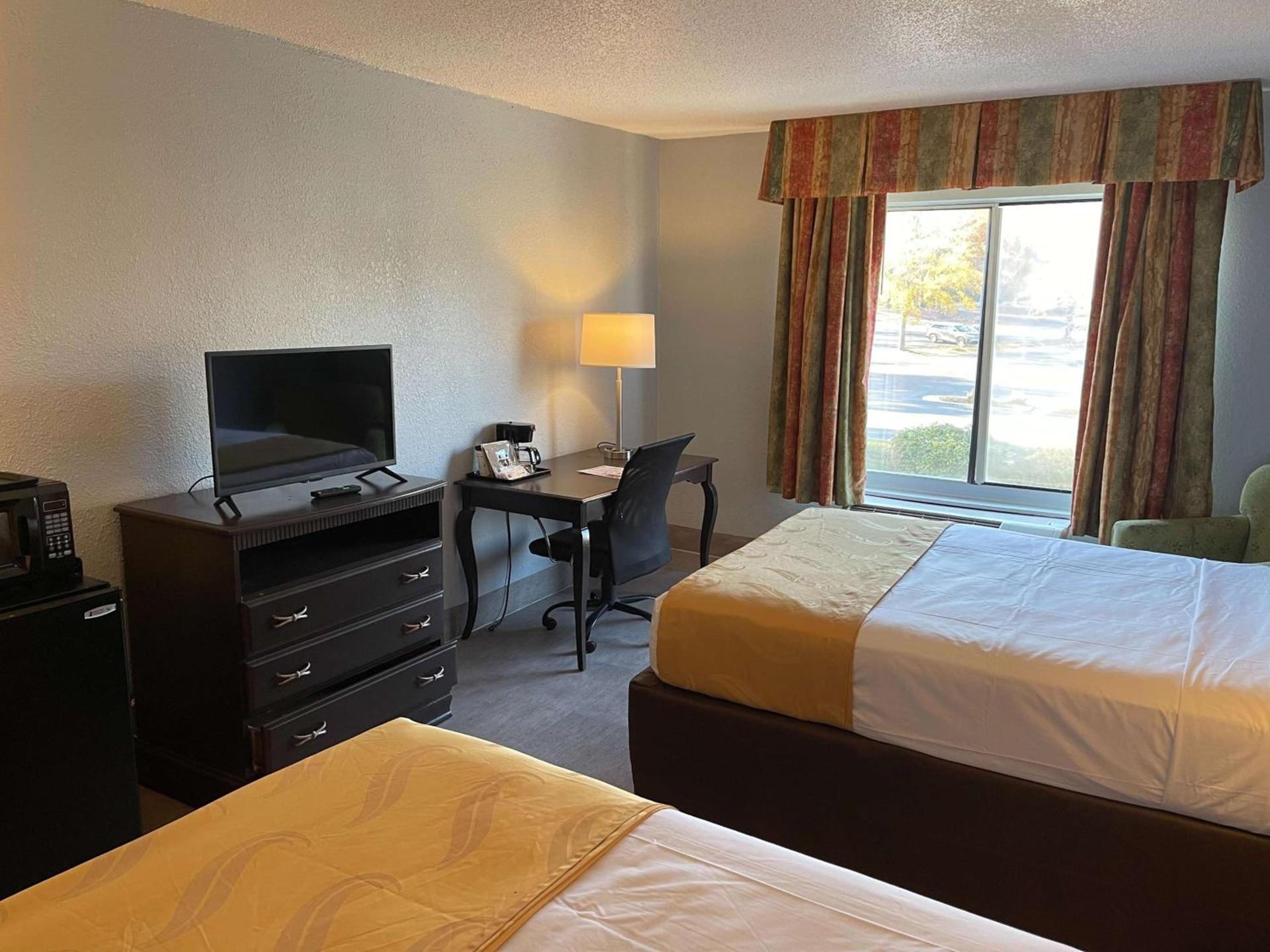 SureStay Plus Hotel by Best Western Durham Medical Center photo 14