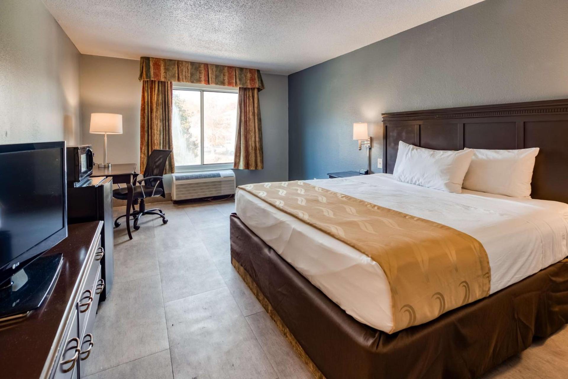 SureStay Plus Hotel by Best Western Durham Medical Center photo 17