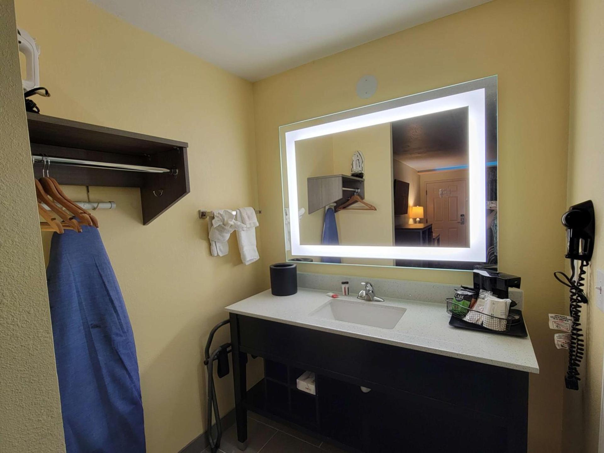 SureStay Plus Hotel by Best Western Odessa photo 25