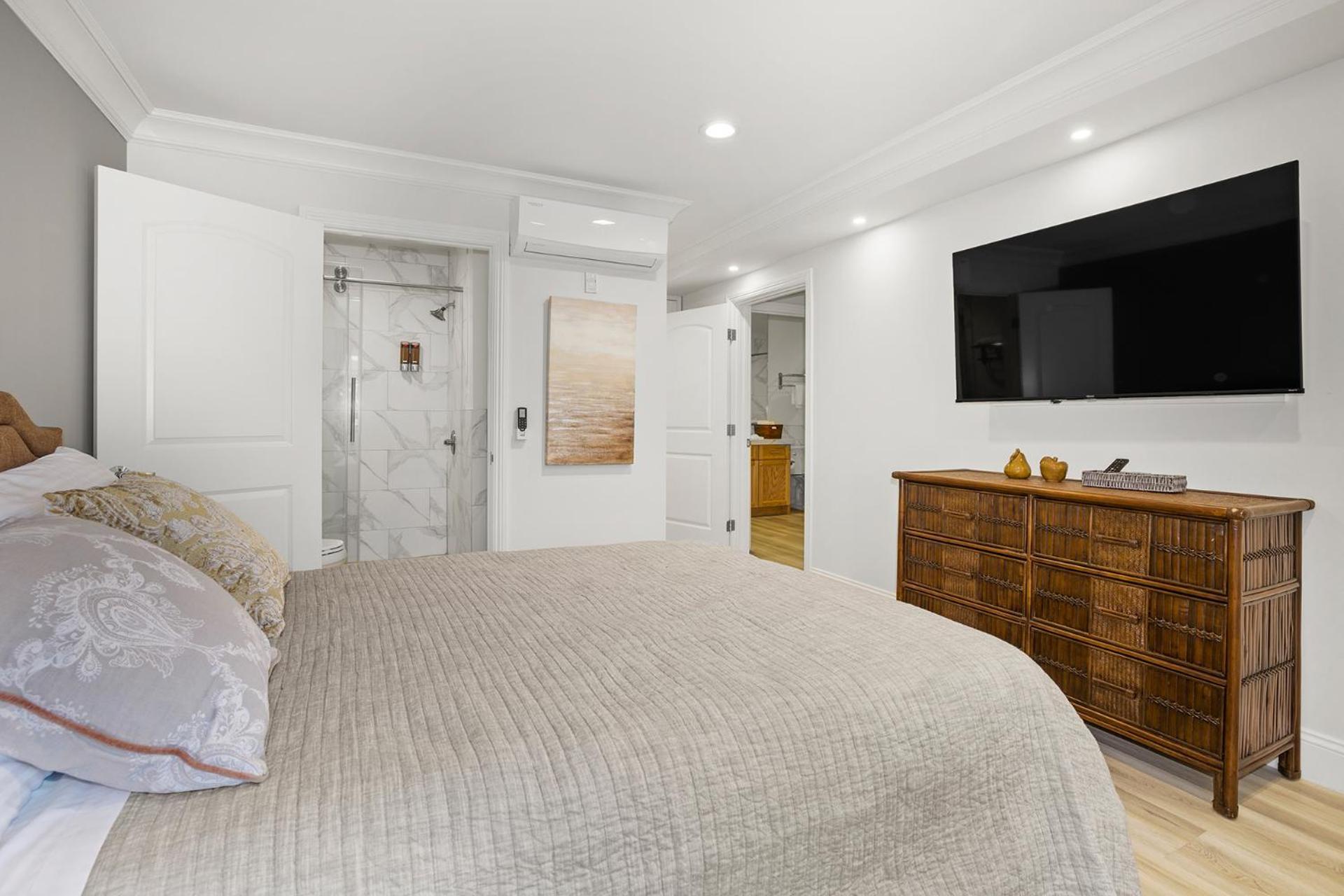Hotel Huntington photo 92
