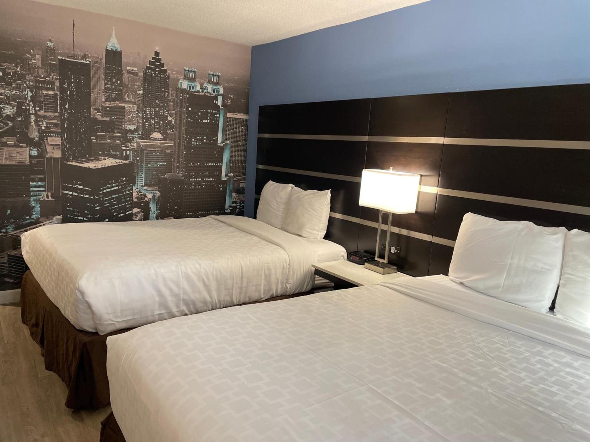 Clarion Pointe Atlanta Airport College Park photo 53