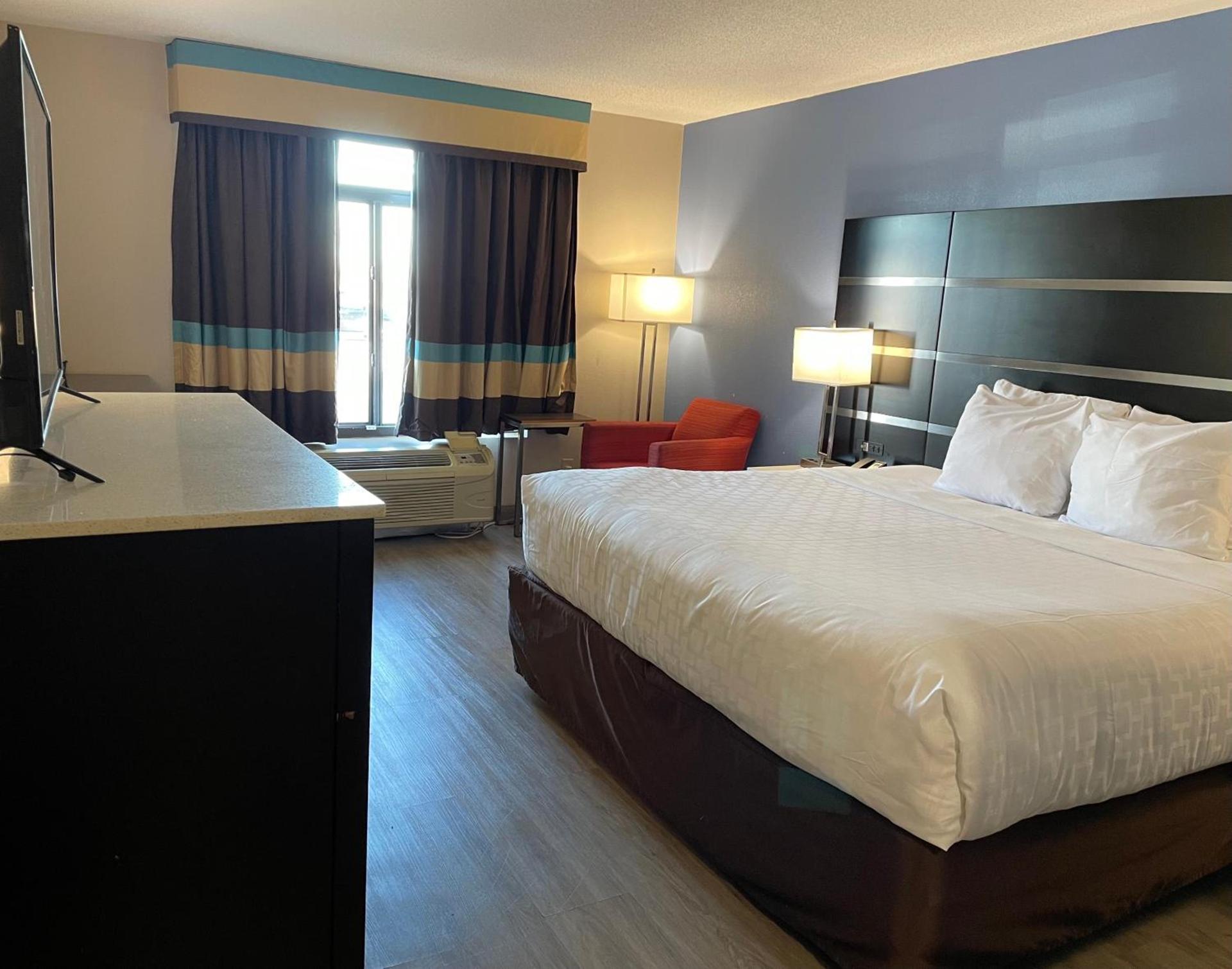Clarion Pointe Atlanta Airport College Park photo 61