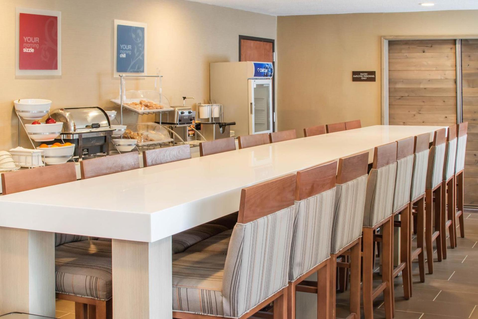 Comfort Inn Mayfield Heights Cleveland East photo 57