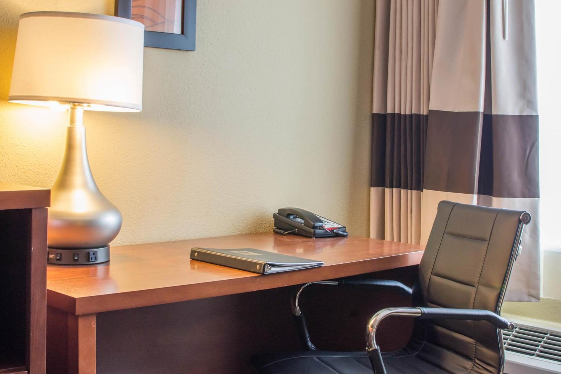 Comfort Inn Mayfield Heights Cleveland East photo 59