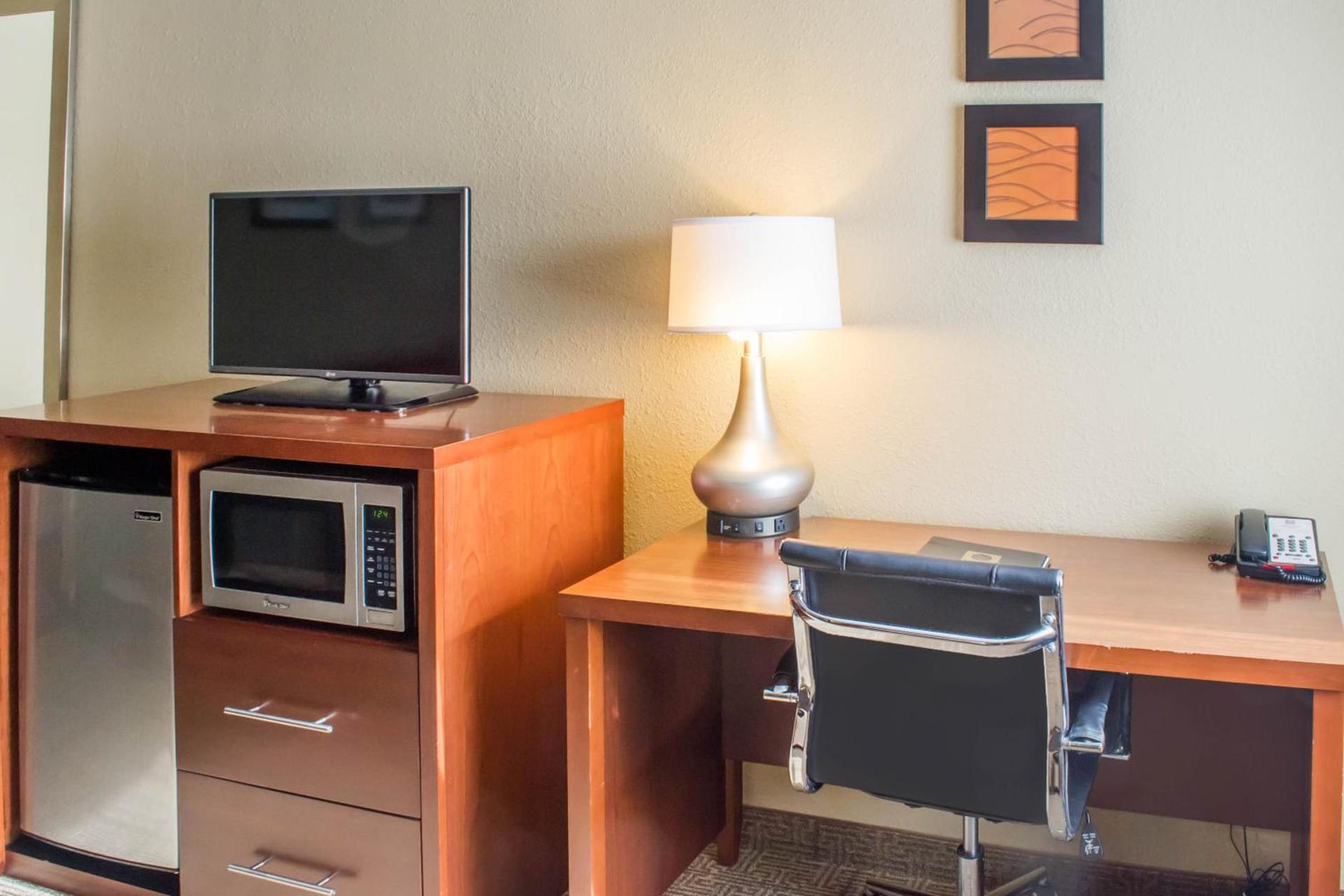 Comfort Inn Mayfield Heights Cleveland East photo 56