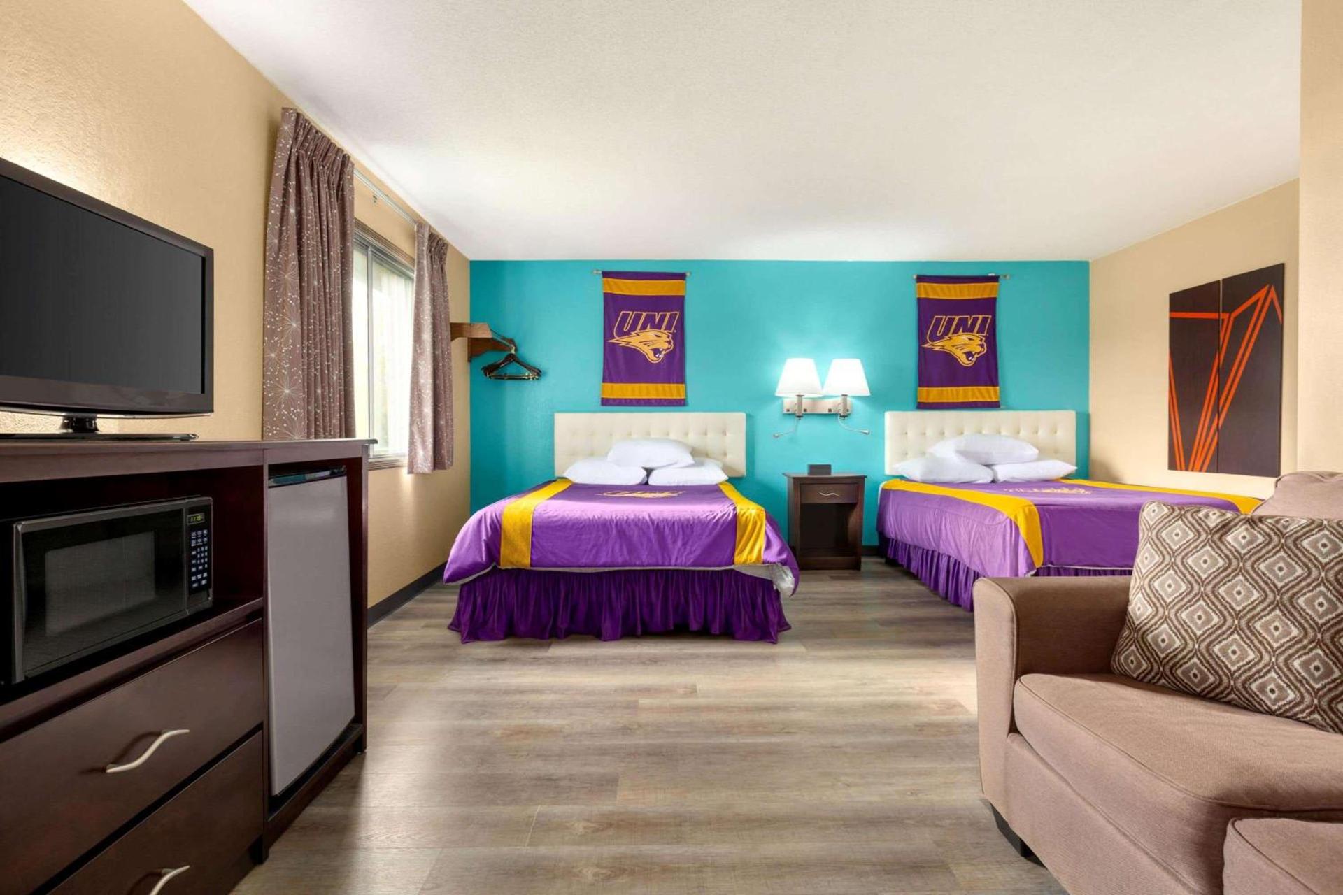 Howard Johnson by Wyndham Waterloo/Cedar Falls photo 17