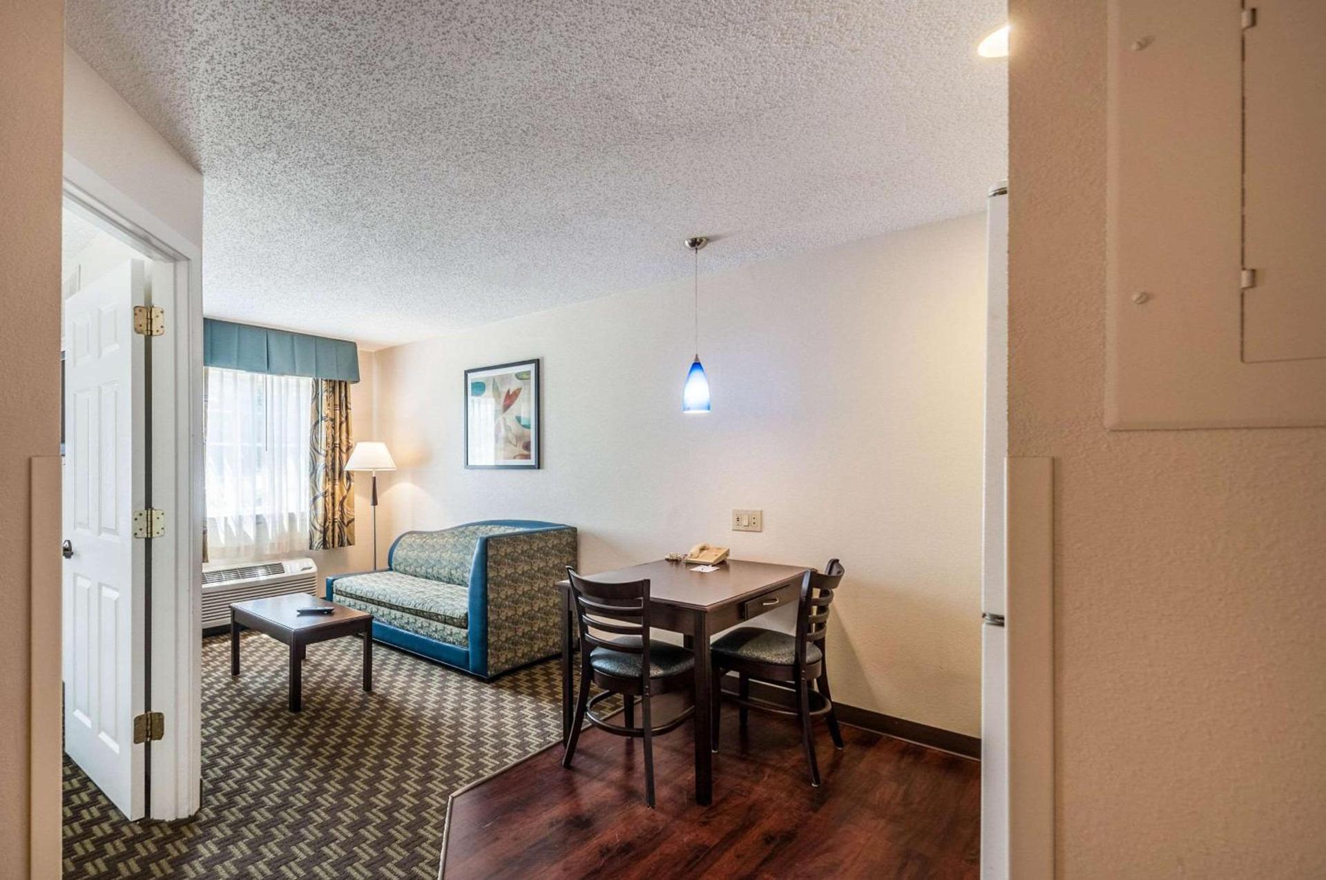 Candlewood Suites Frederick by IHG photo 15