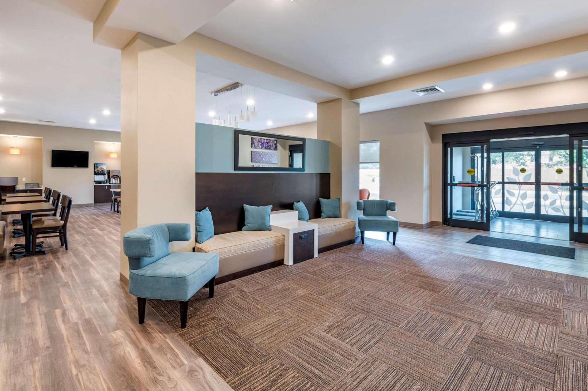 MainStay Suites Georgetown Lexington North photo 7