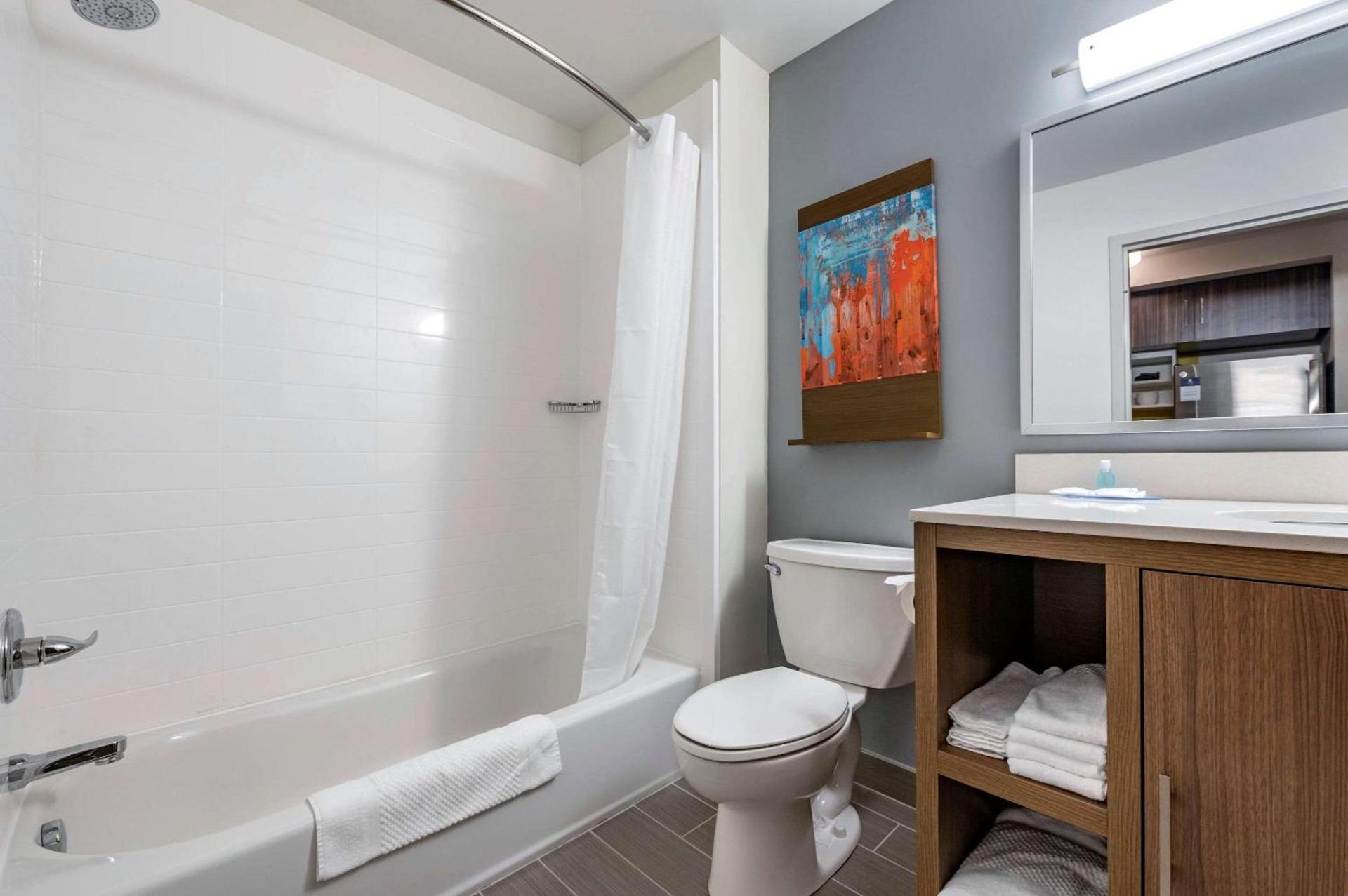 MainStay Suites Georgetown Lexington North photo 17